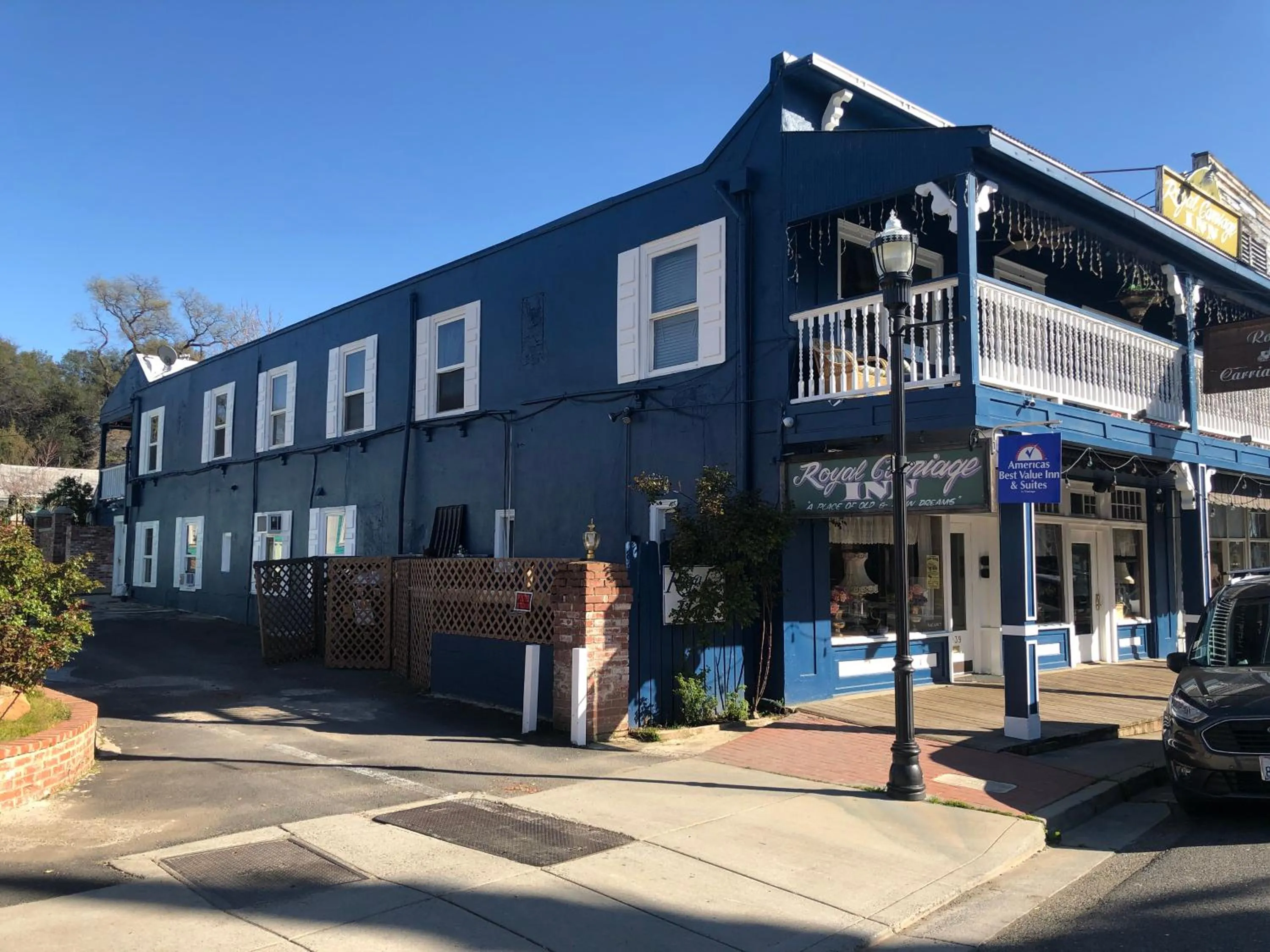 Street view in Americas Best Value Inn Royal Carriage