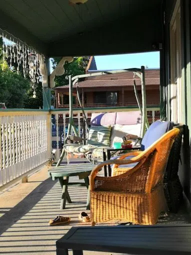 Balcony/Terrace in Americas Best Value Inn Royal Carriage