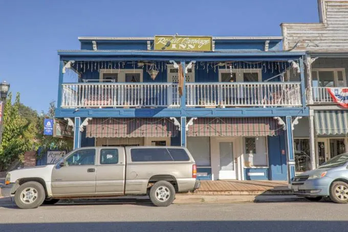 Property building in Americas Best Value Inn Royal Carriage