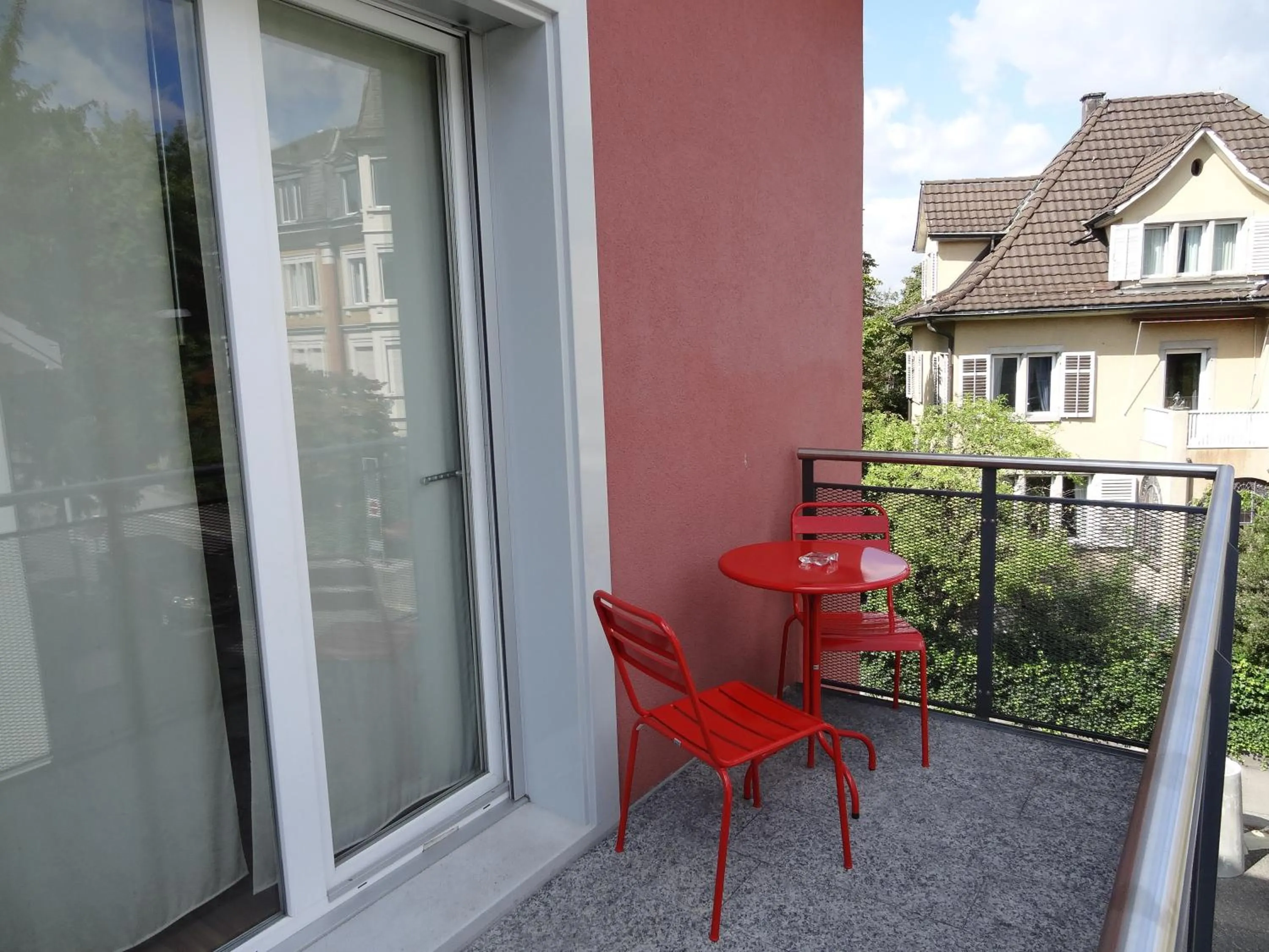 Balcony/Terrace in Swiss Star California - Self Check-In