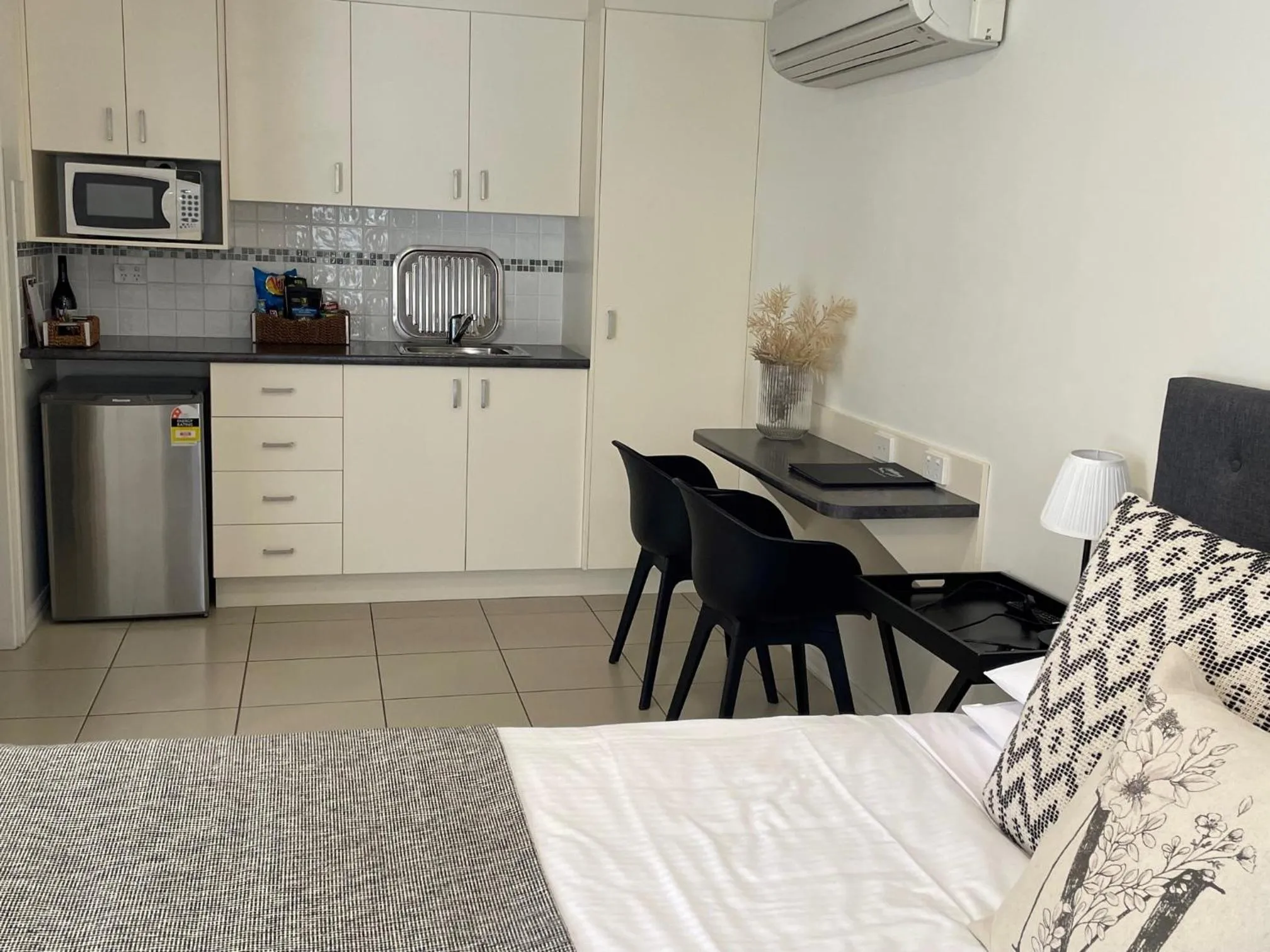 Coffee/tea facilities in Millthorpe Motel