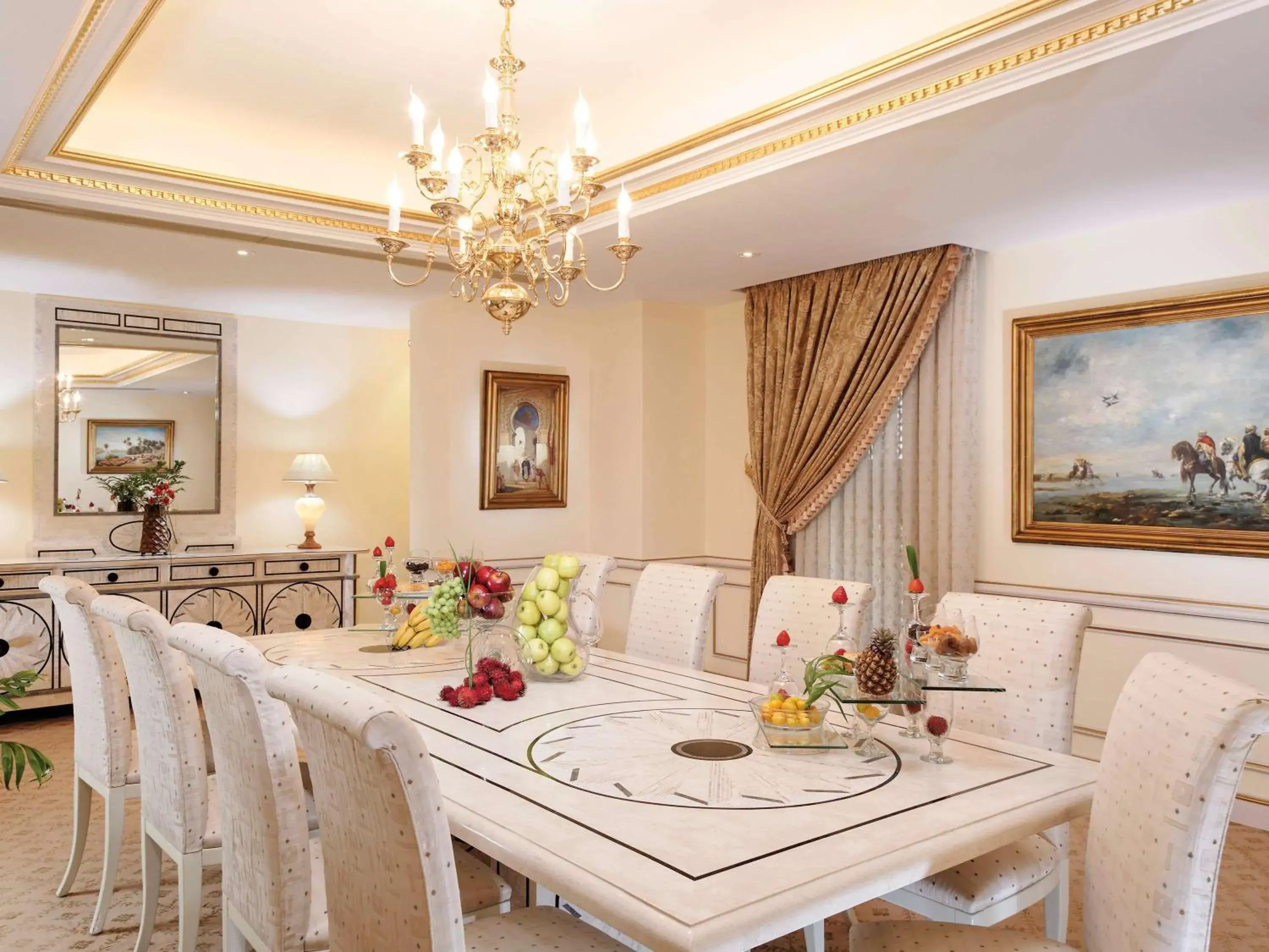 Property building in New Madinah Hotel Property building in New Madinah Hotel