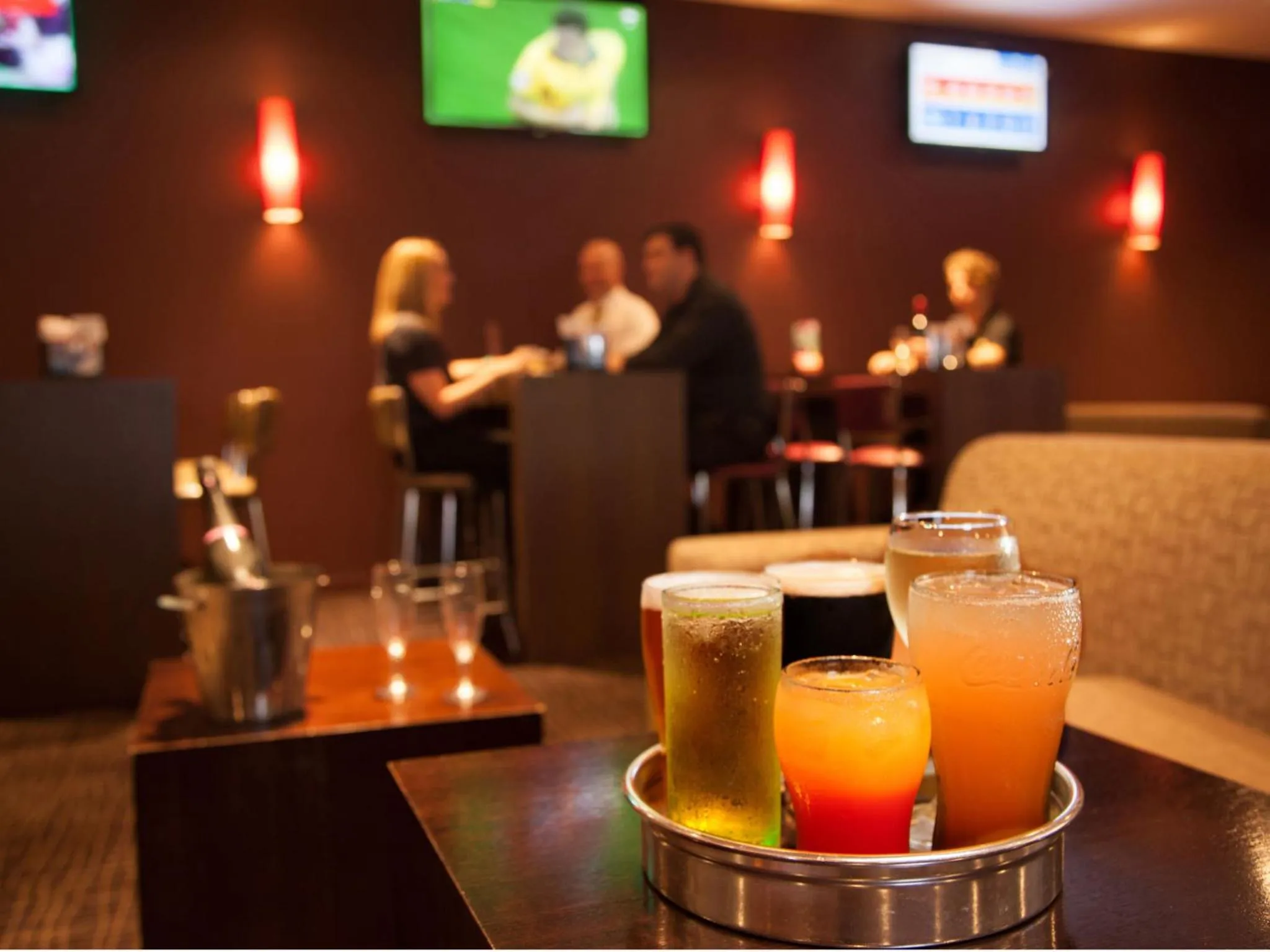 Restaurant/places to eat in Wine Country Motor Inn