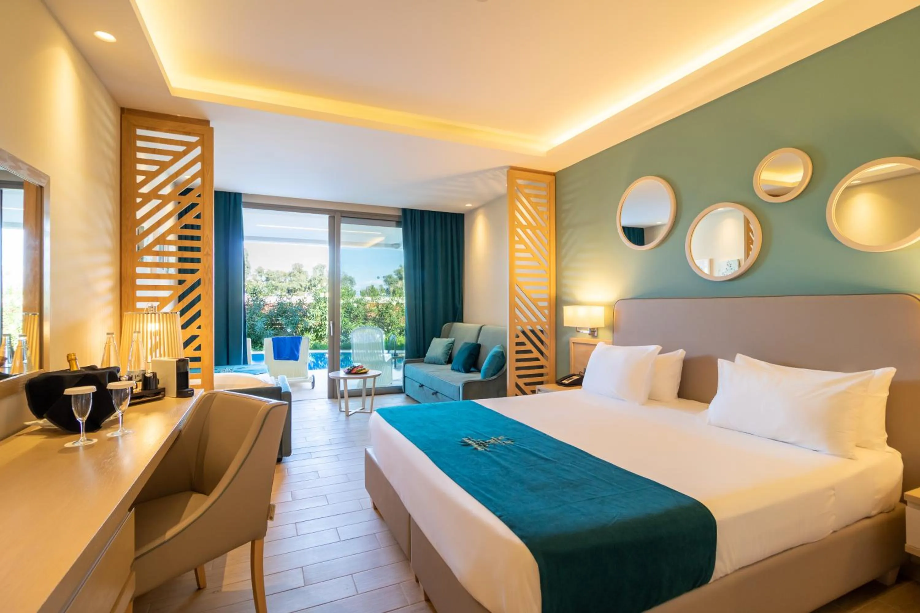 Bedroom, Bed in Almyros Beach