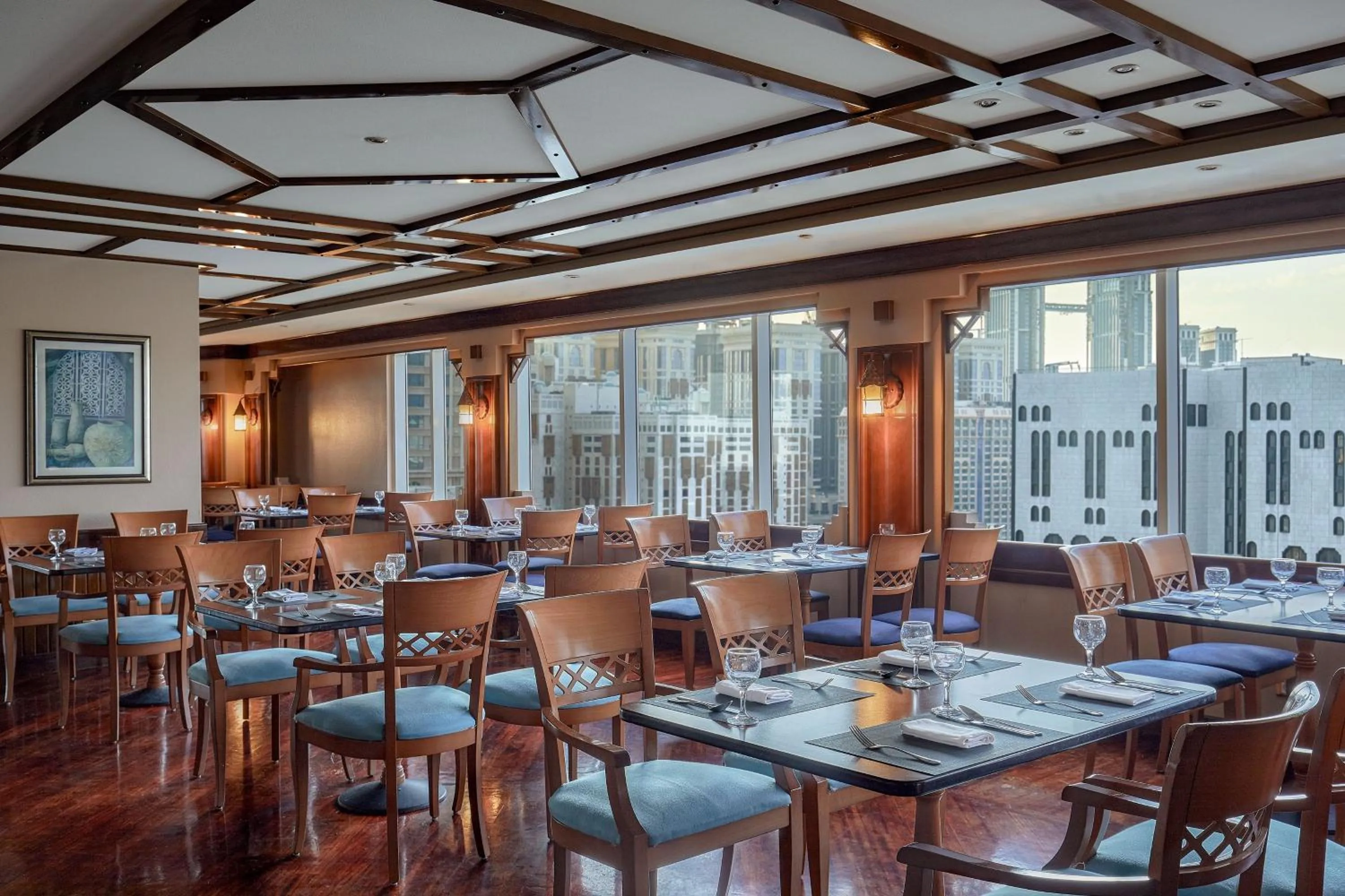 Restaurant/places to eat in Le Meridien Makkah