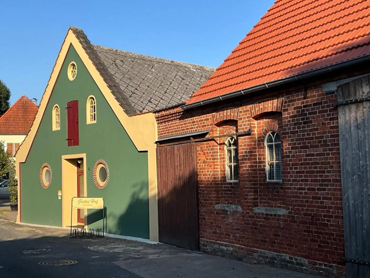 Property building in Gretes Hof