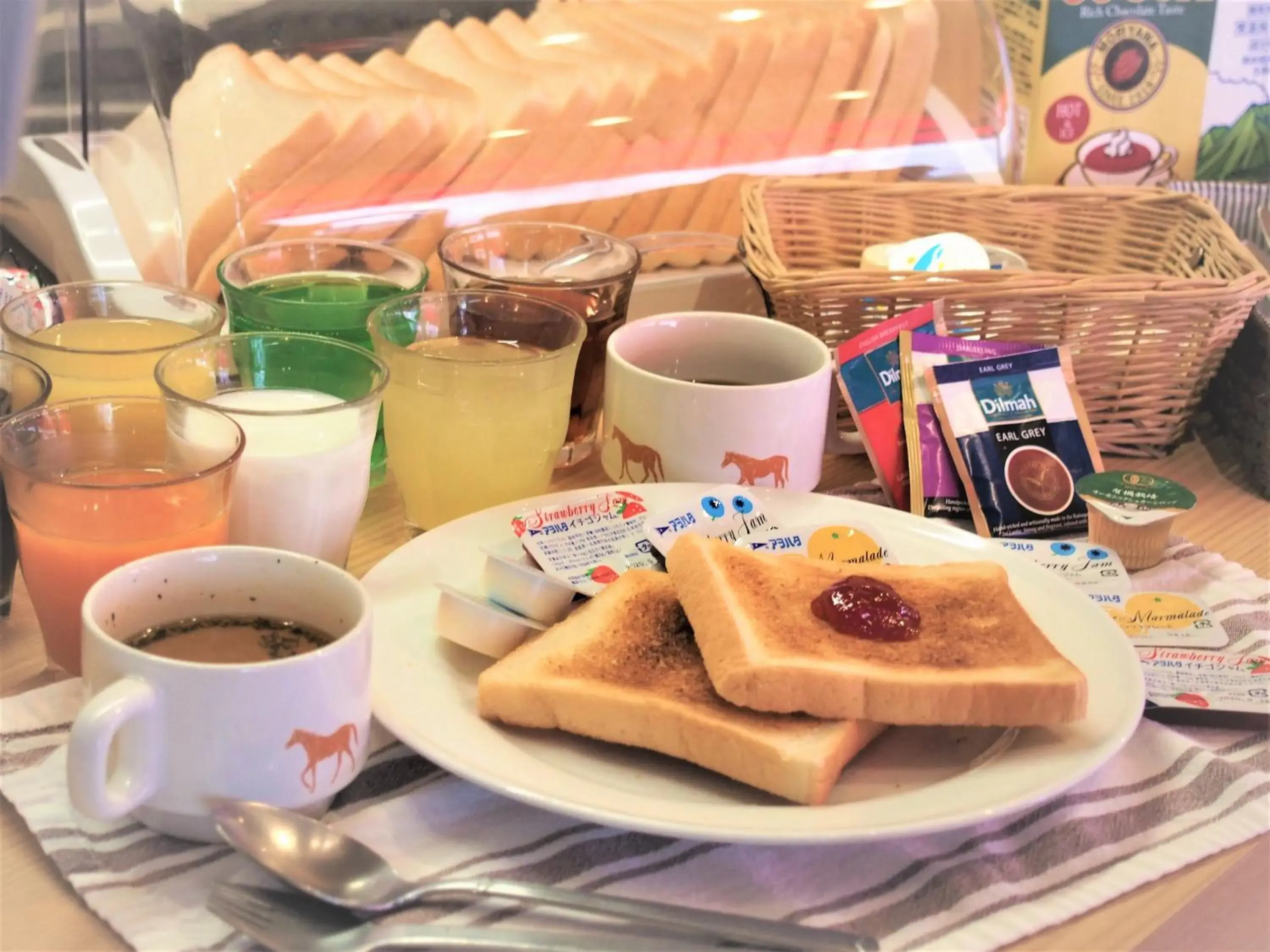 Breakfast in Sakura Hostel Asakusa Breakfast in Sakura Hostel Asakusa