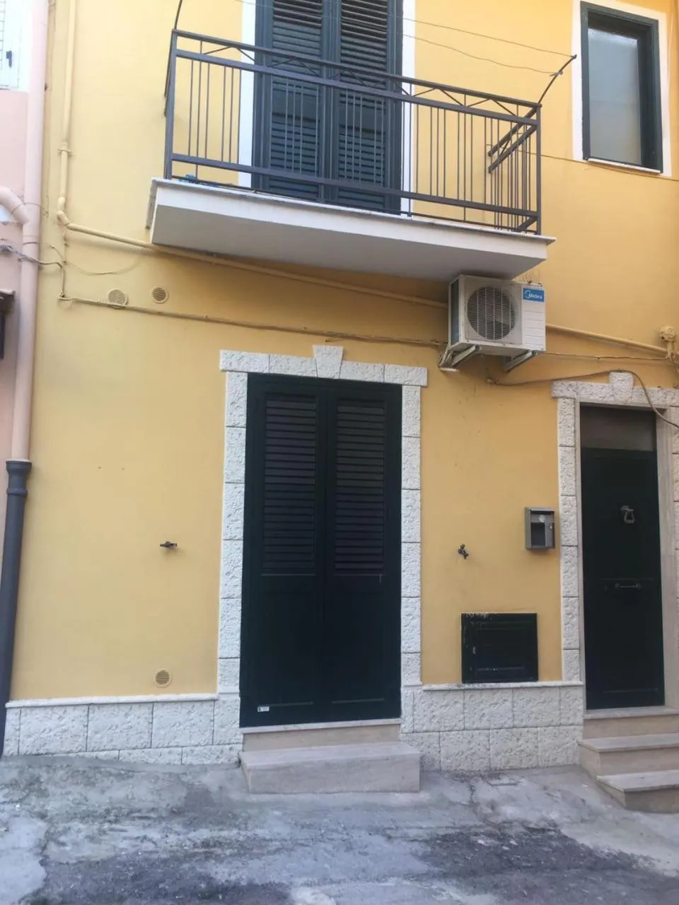 Facade/entrance in B&B David