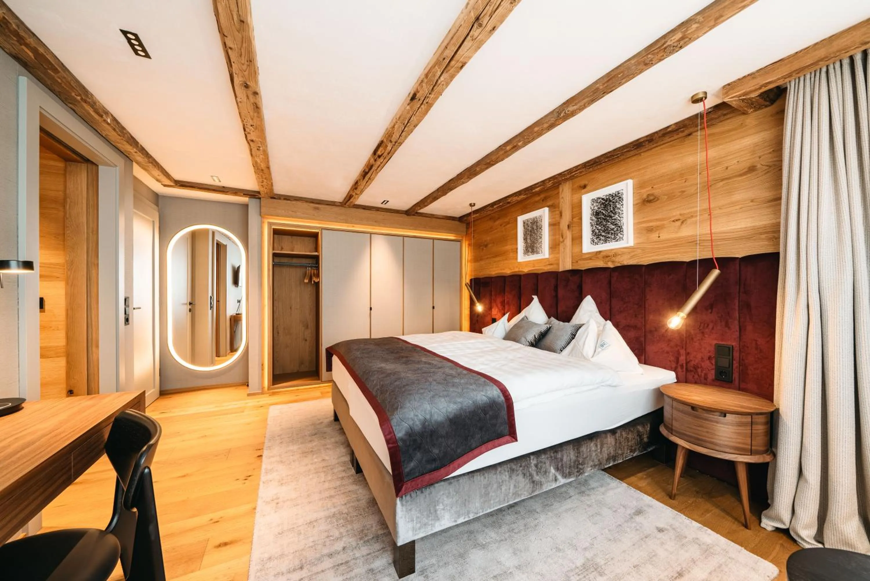 Bed in Hotel Maiensee