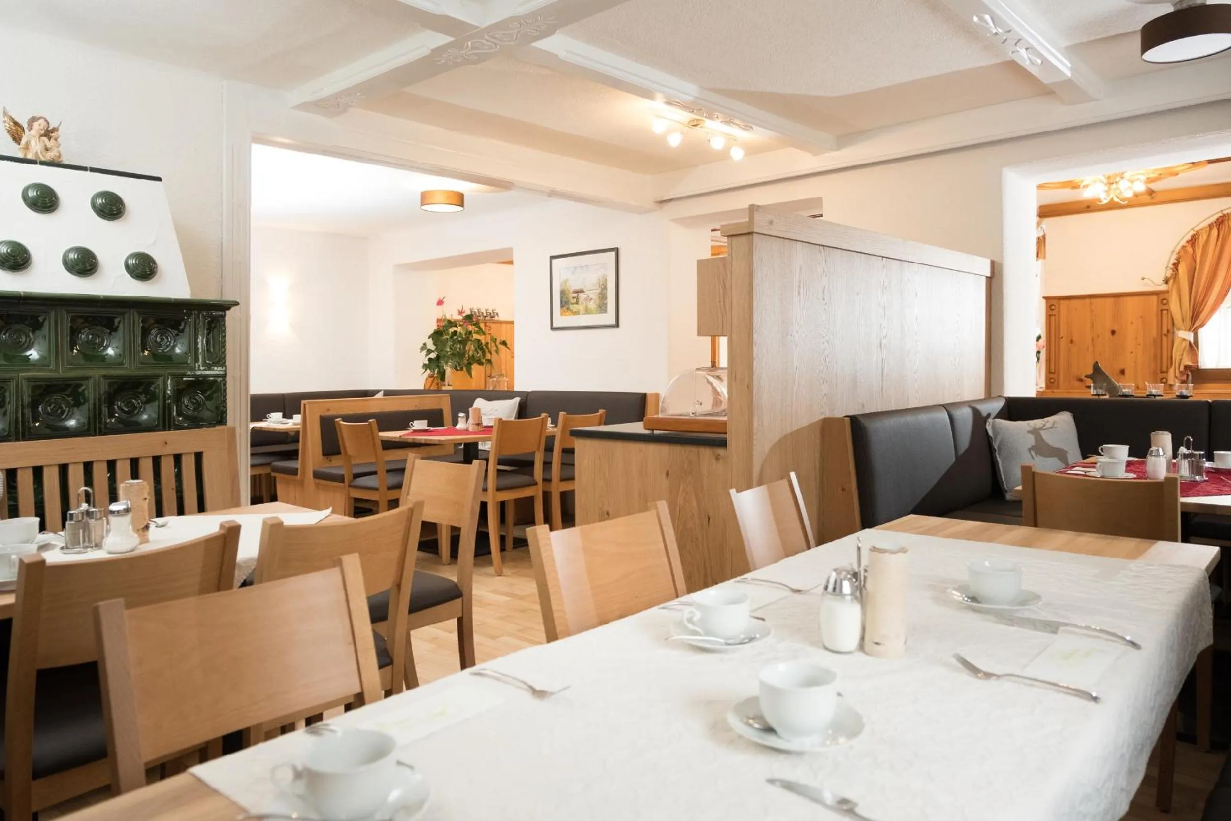 Restaurant/places to eat in Pension Irlingerhof