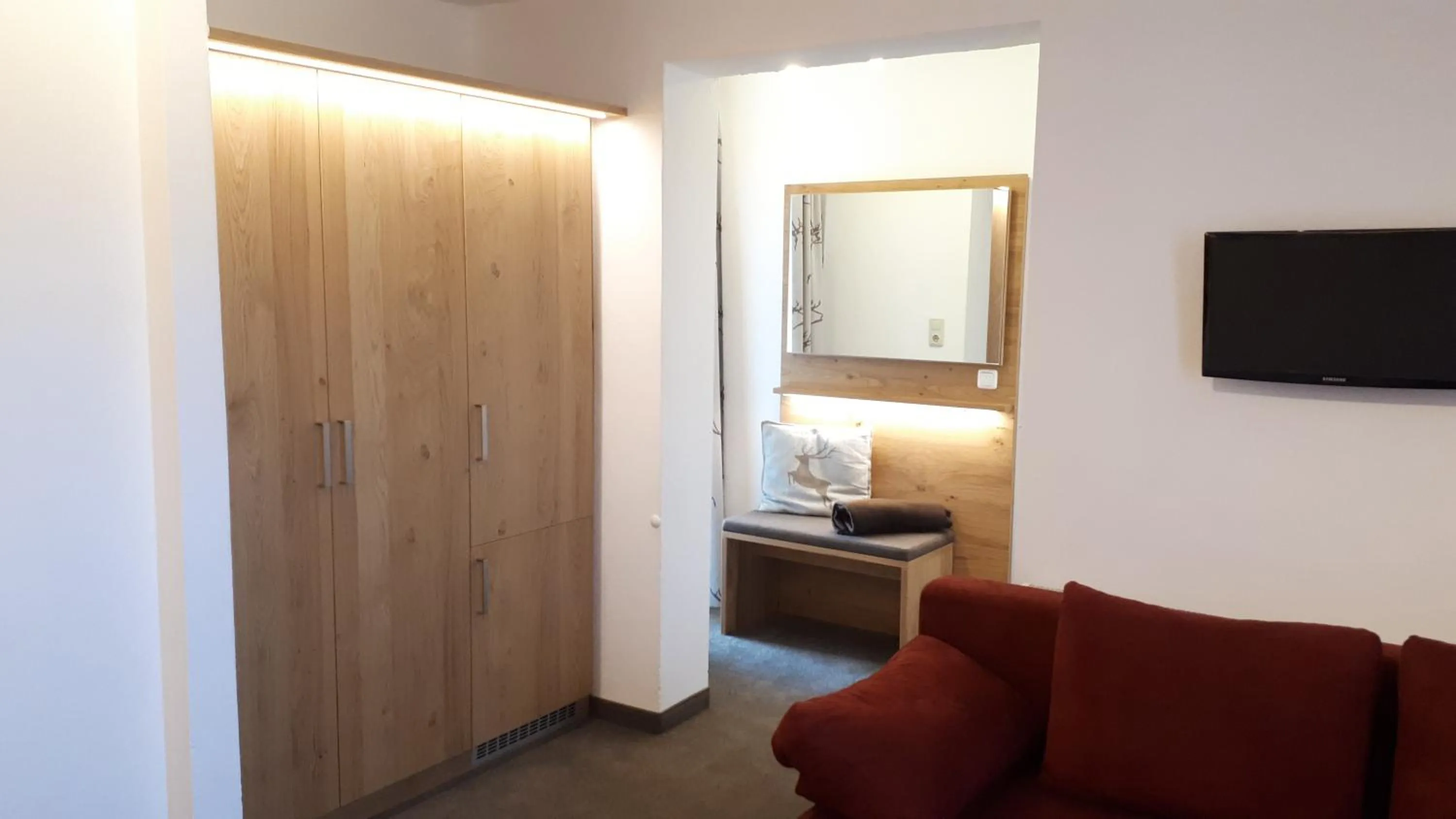 Photo of the whole room in Pension Irlingerhof