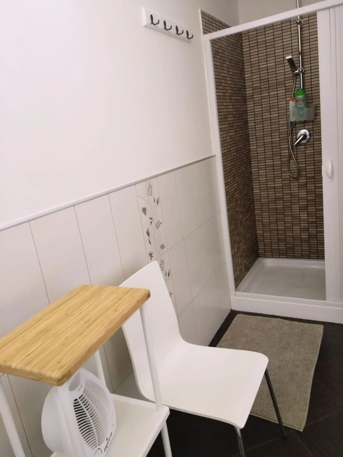 Shower in Villa Feluchia Tra Il Mare E Il Vulcano