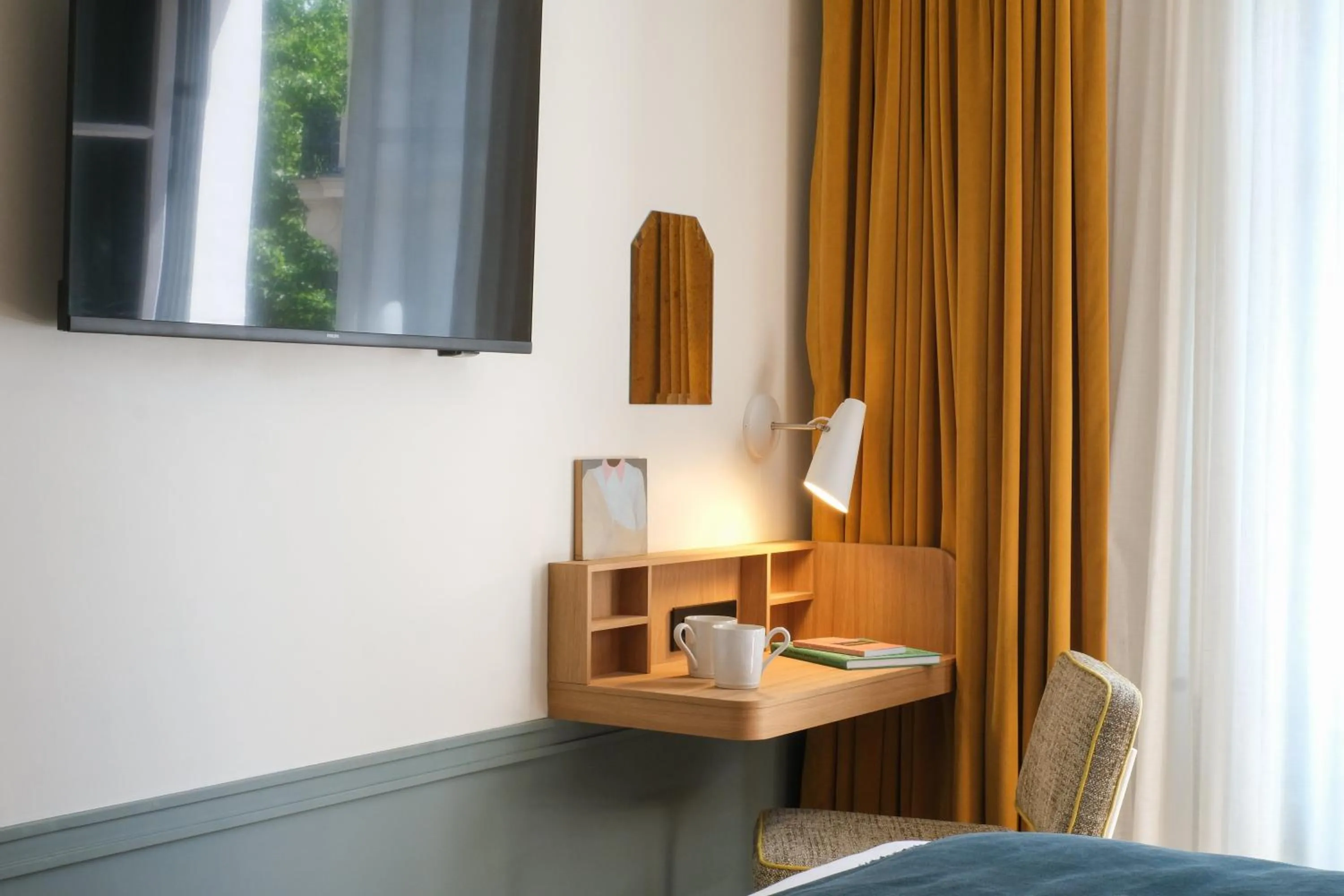 Bedroom, Bed in Hôtel Casimir