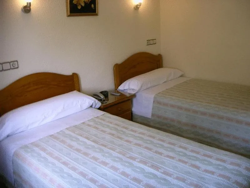 Photo of the whole room, Bed in Hotel La Parra