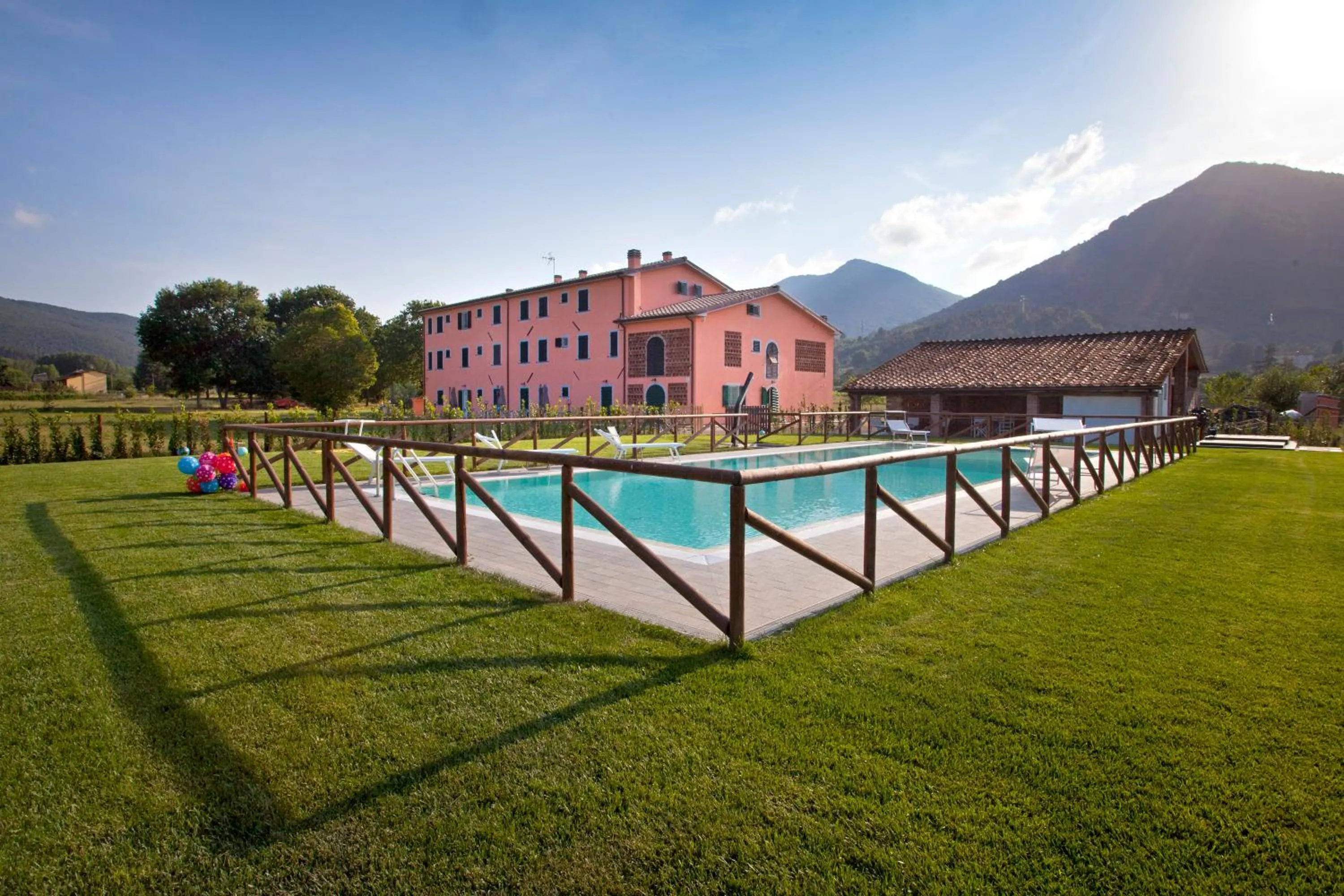 Property building in Tenuta San Giovanni Lucca