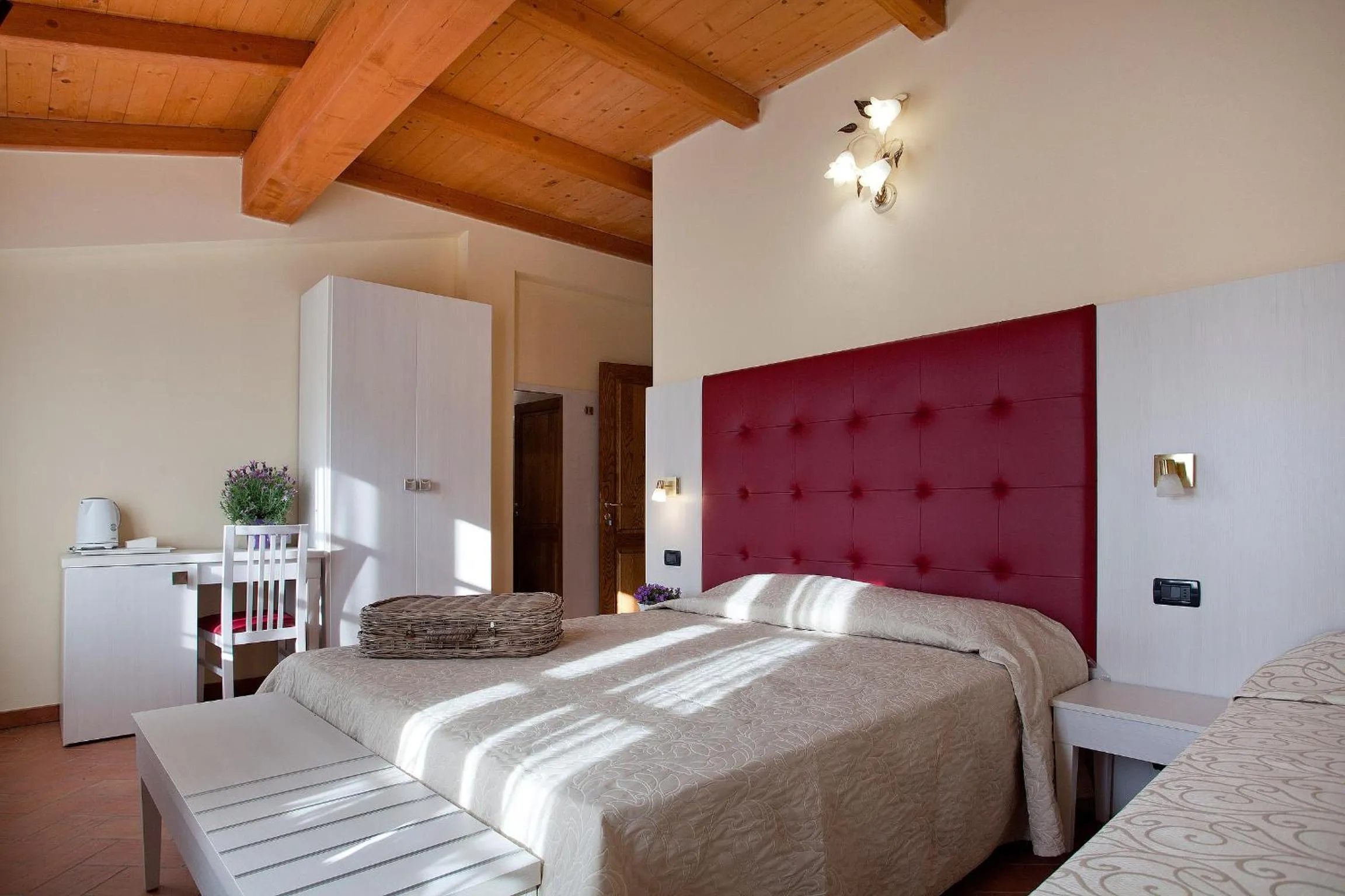 Bedroom, Bed in Tenuta San Giovanni Lucca