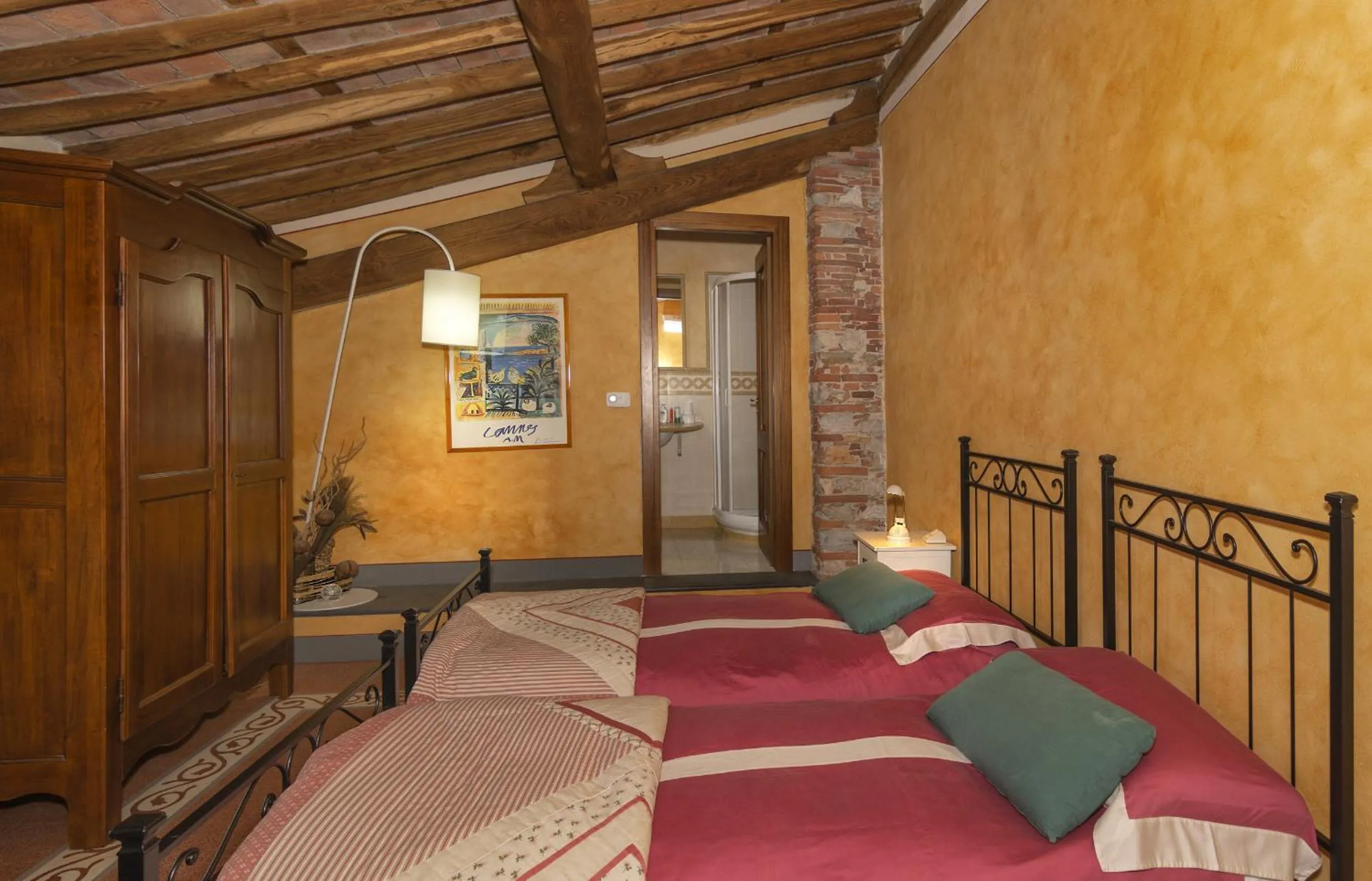 Bed in Tenuta San Giovanni Lucca