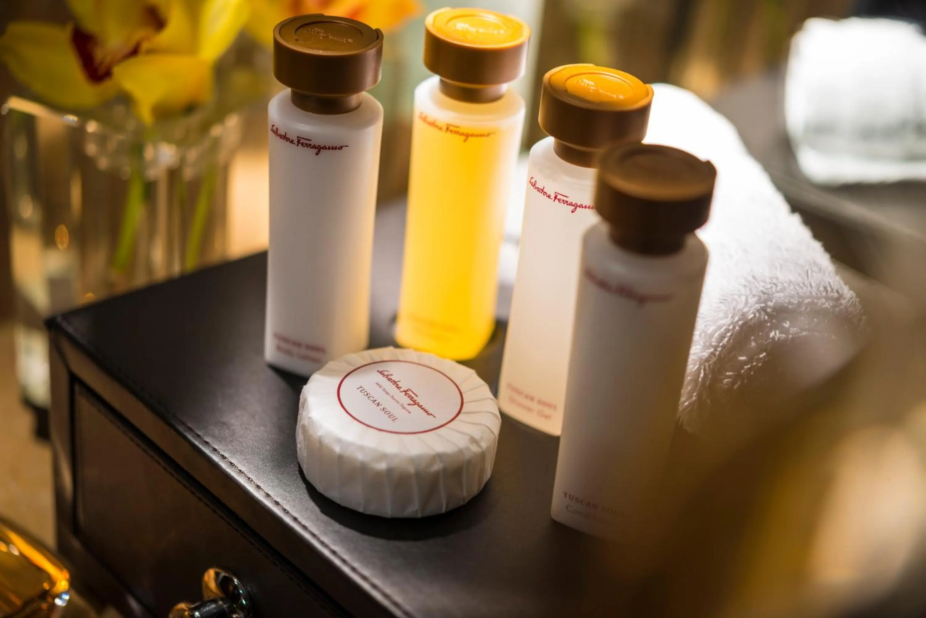 Photo of the whole room in InterContinental Shanghai Expo by IHG - Huangpu Riverview, 3KM to the Bund & Lujiazui, Near 2 Major Exhibition Centers, Onsite Currency Exchange