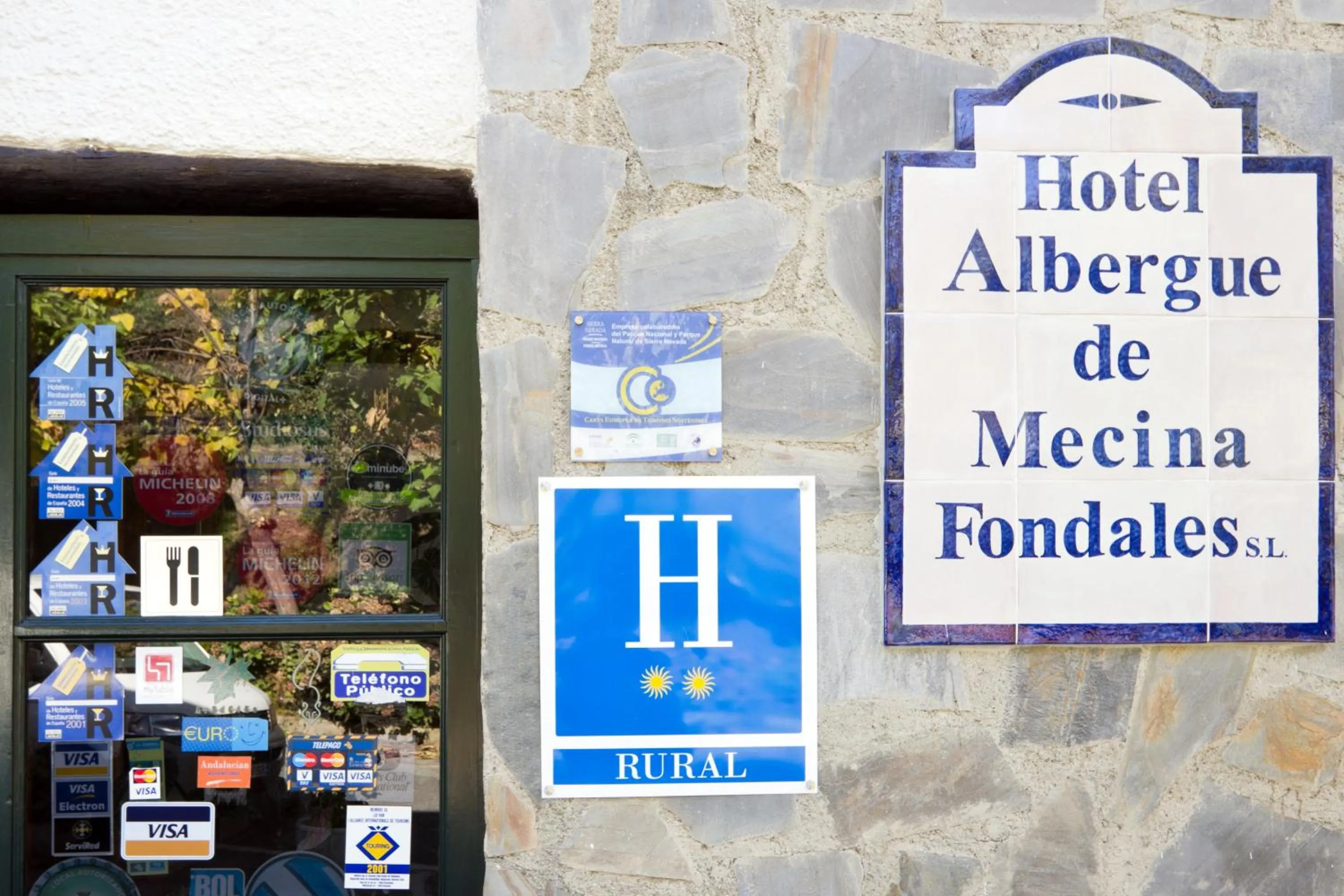 Property logo or sign in Hotel De Mecina Fondales