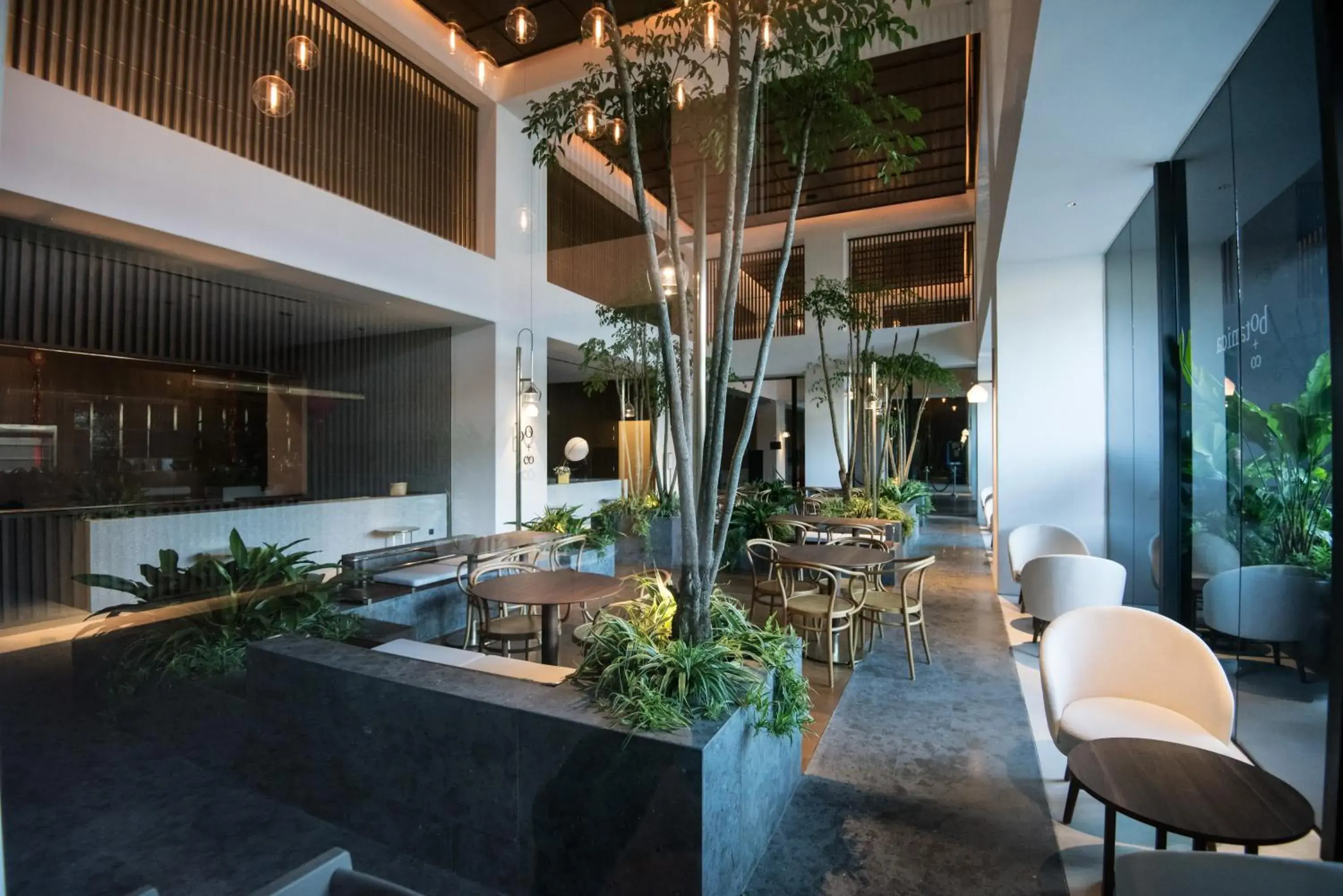Restaurant/places to eat in KL Sentral Bangsar Suites (EST) by Luxury Suites Asia Restaurant/places to eat in KL Sentral Bangsar Suites (EST) by Luxury Suites Asia