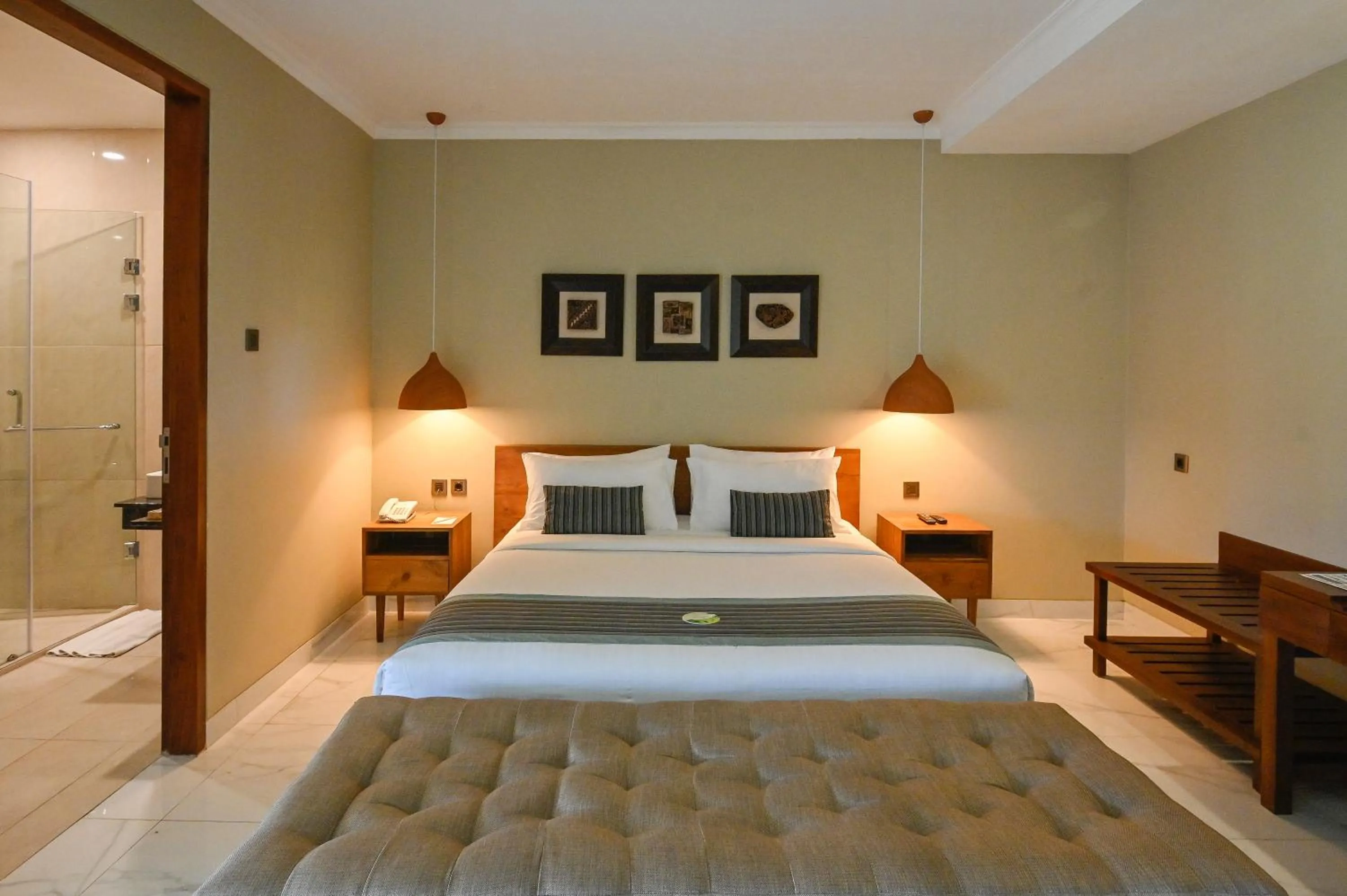 Bed in ILA Villa Ubud