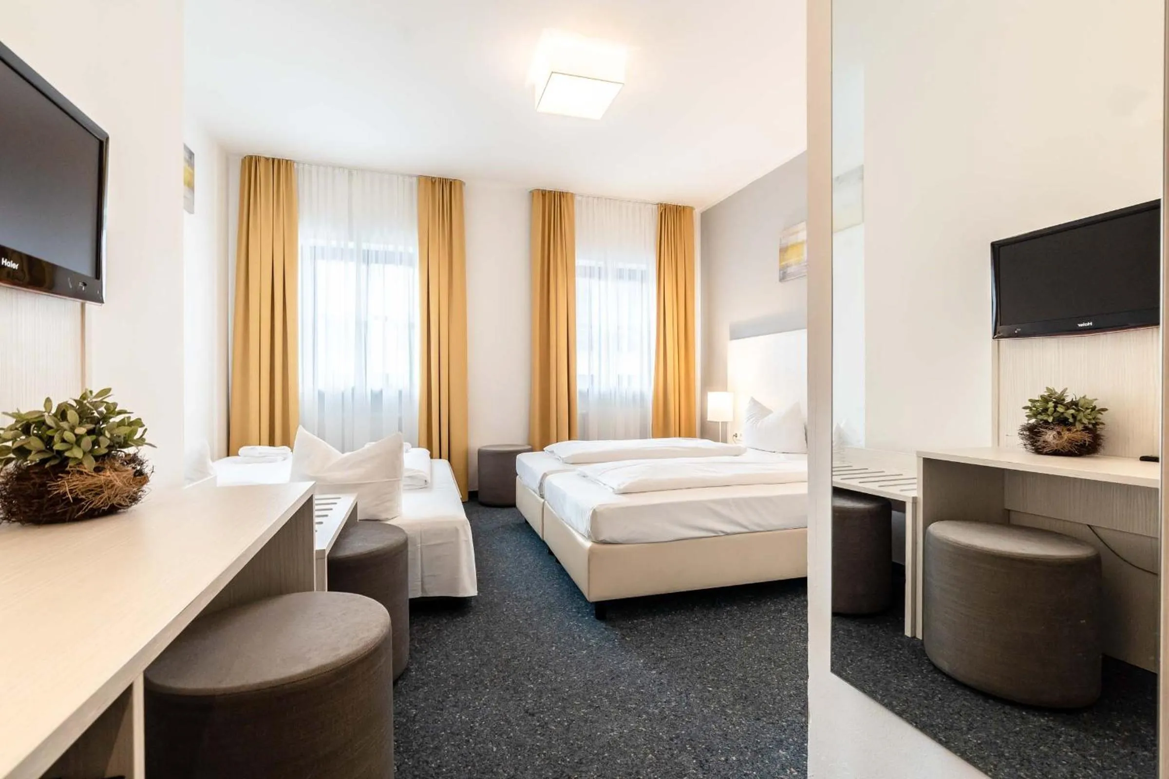 Bed in Hotel Wandinger Hof