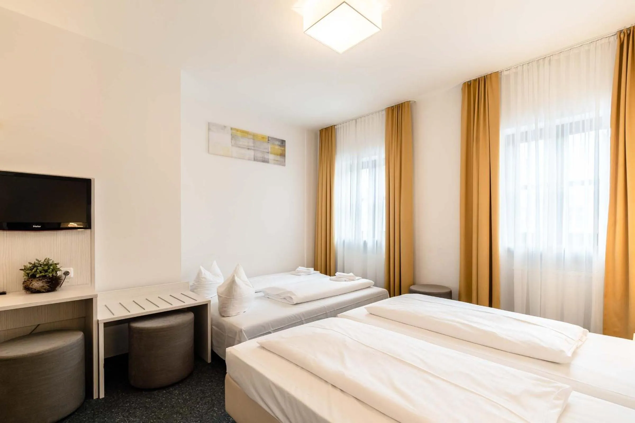 Bed in Hotel Wandinger Hof