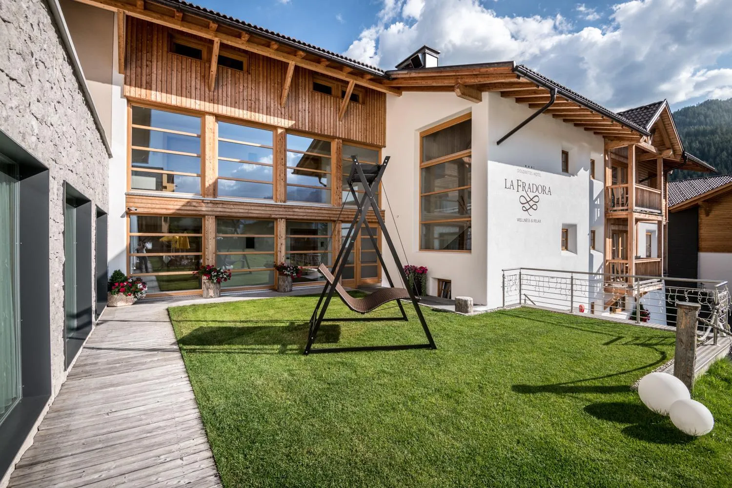 Hotel La Fradora - Dolomites Hotel