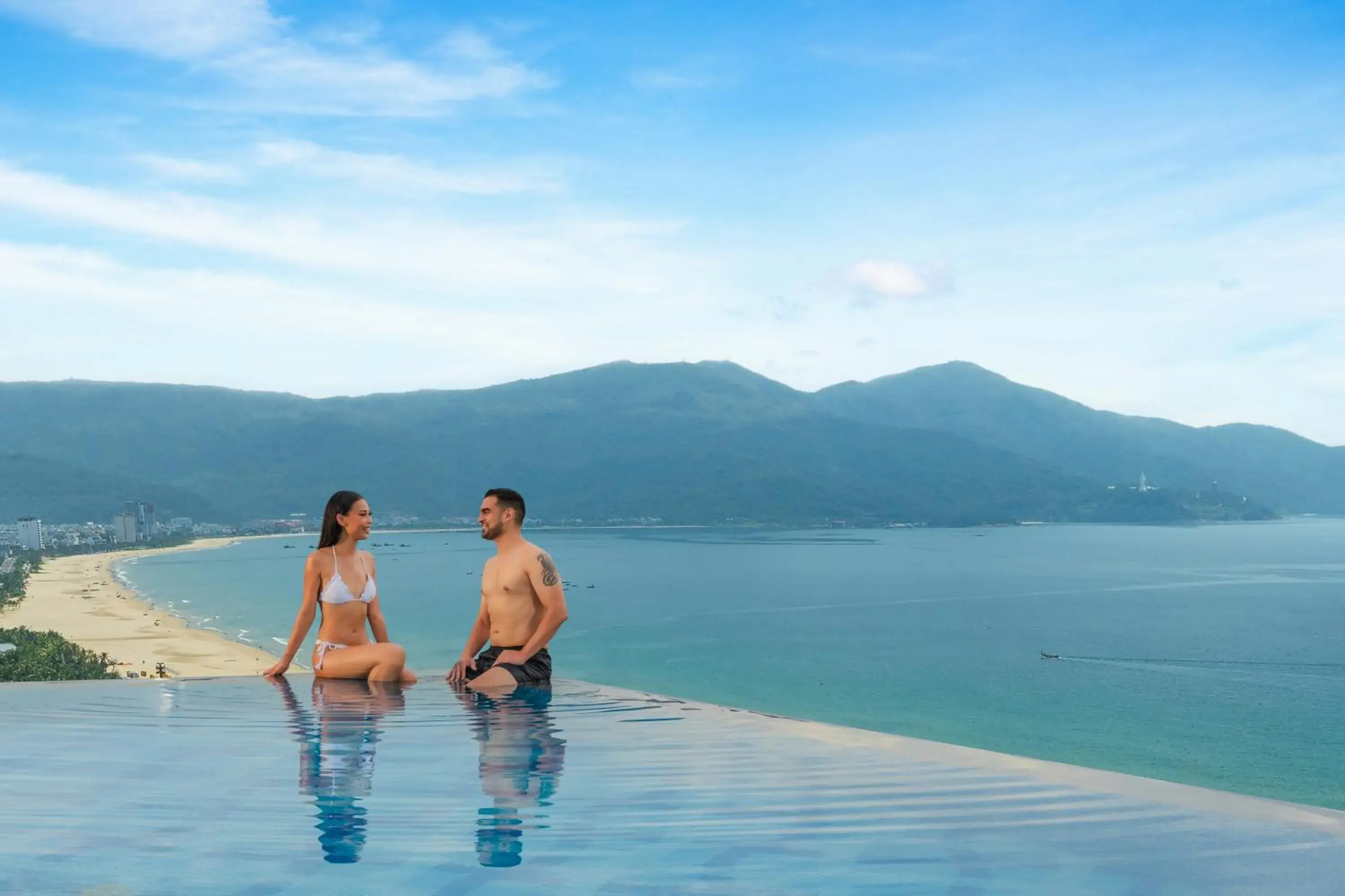 Swimming pool in Mandila Beach Hotel Danang Swimming pool in Mandila Beach Hotel Danang