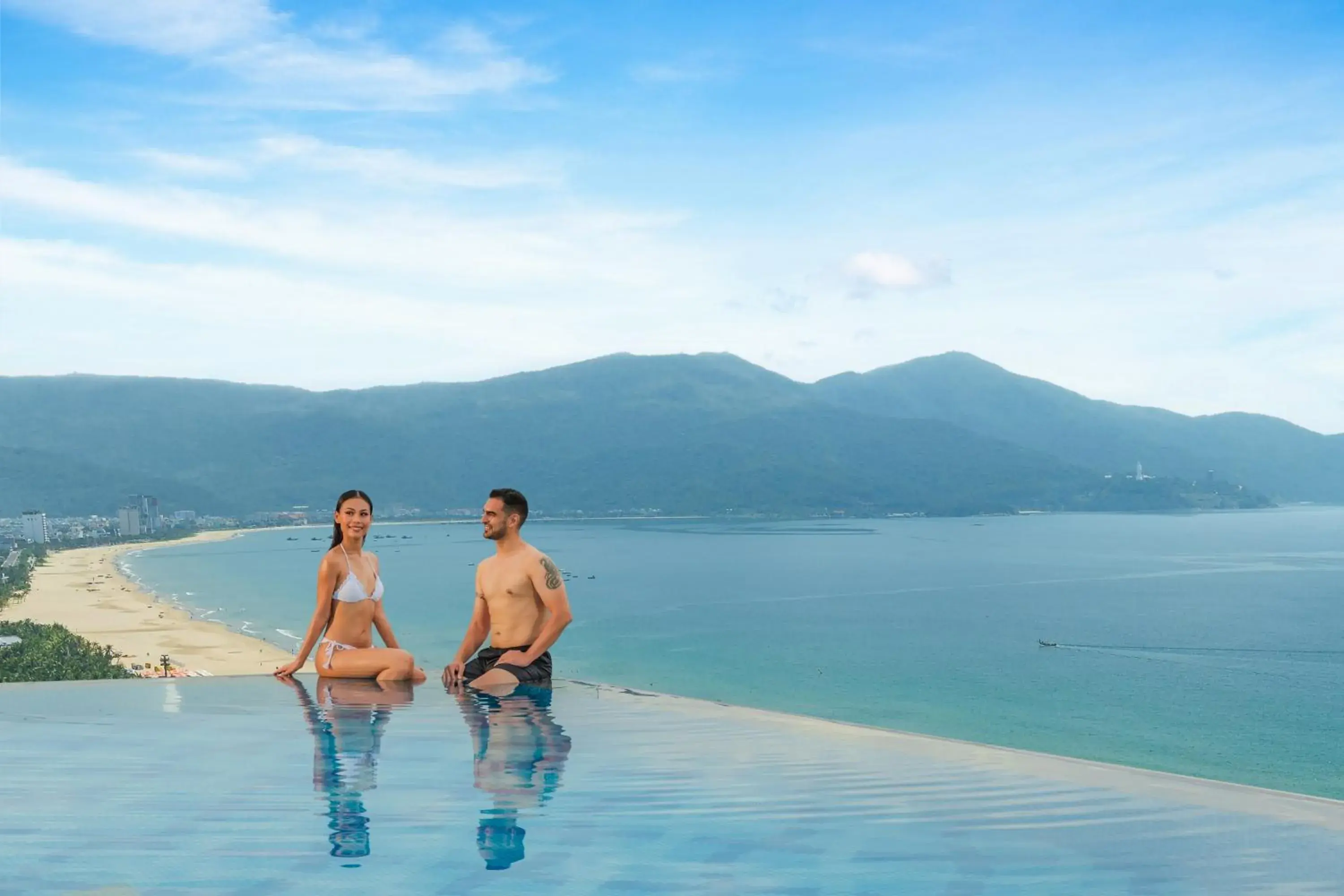 Swimming pool in Mandila Beach Hotel Danang Swimming pool in Mandila Beach Hotel Danang