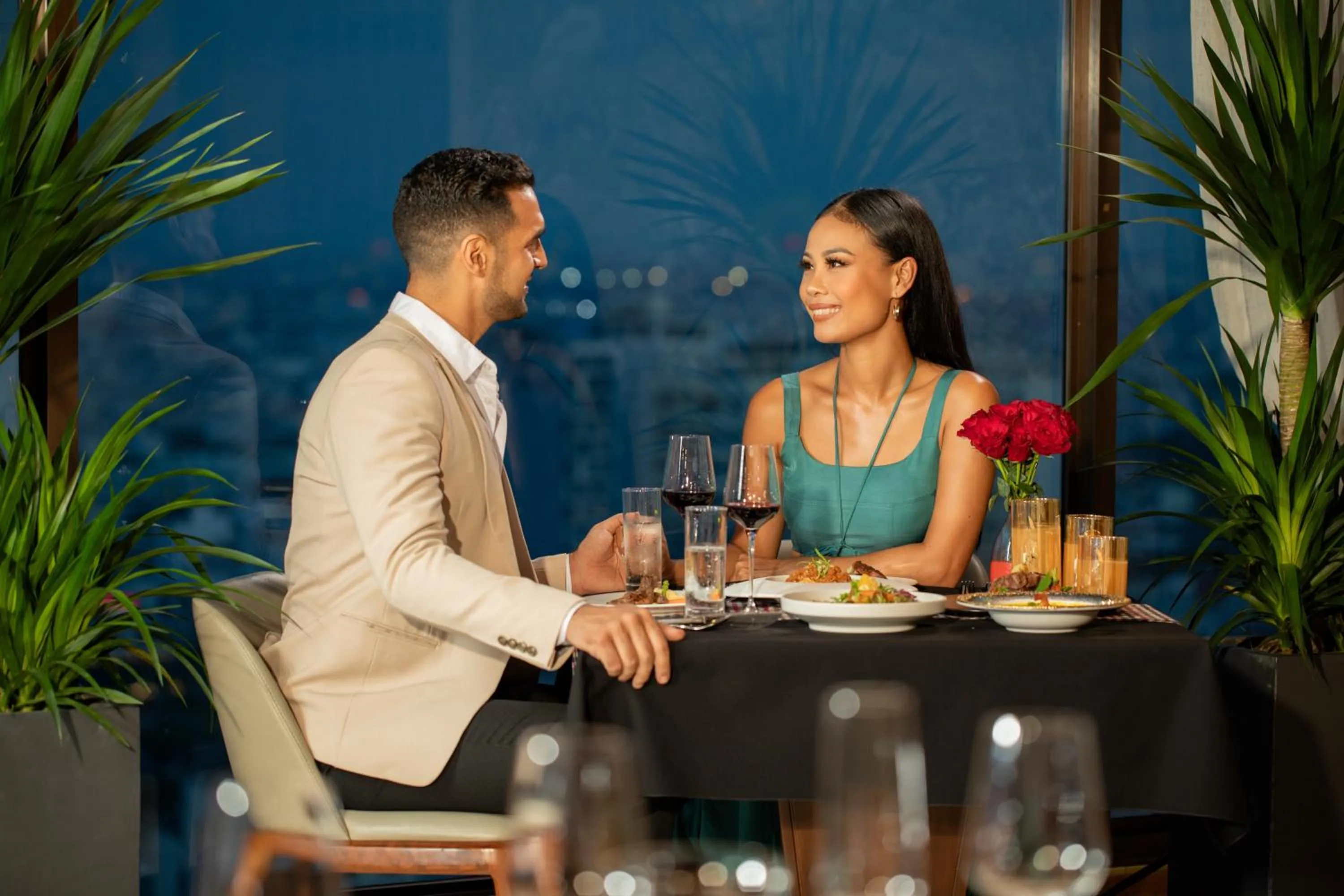 Restaurant/places to eat in Mandila Beach Hotel Danang