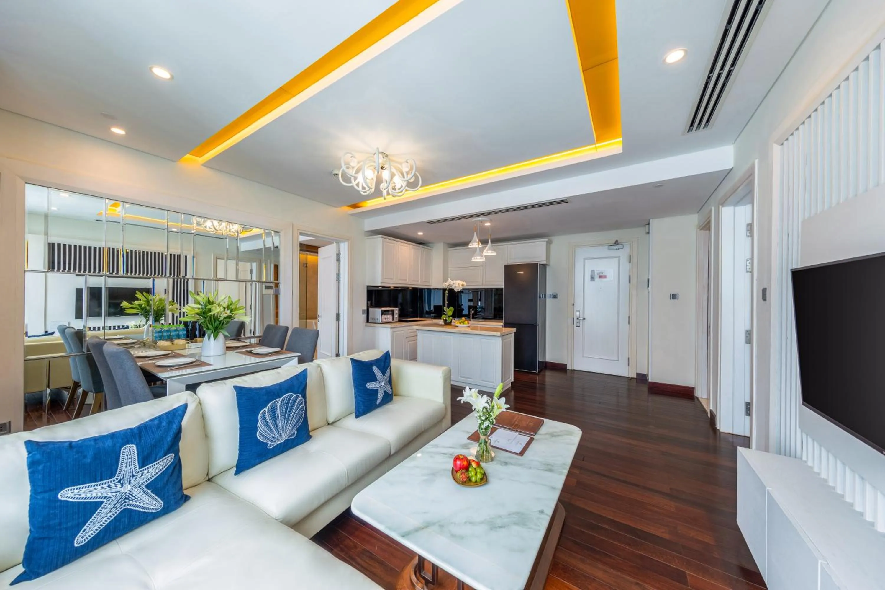 TV and multimedia in Mandila Beach Hotel Danang