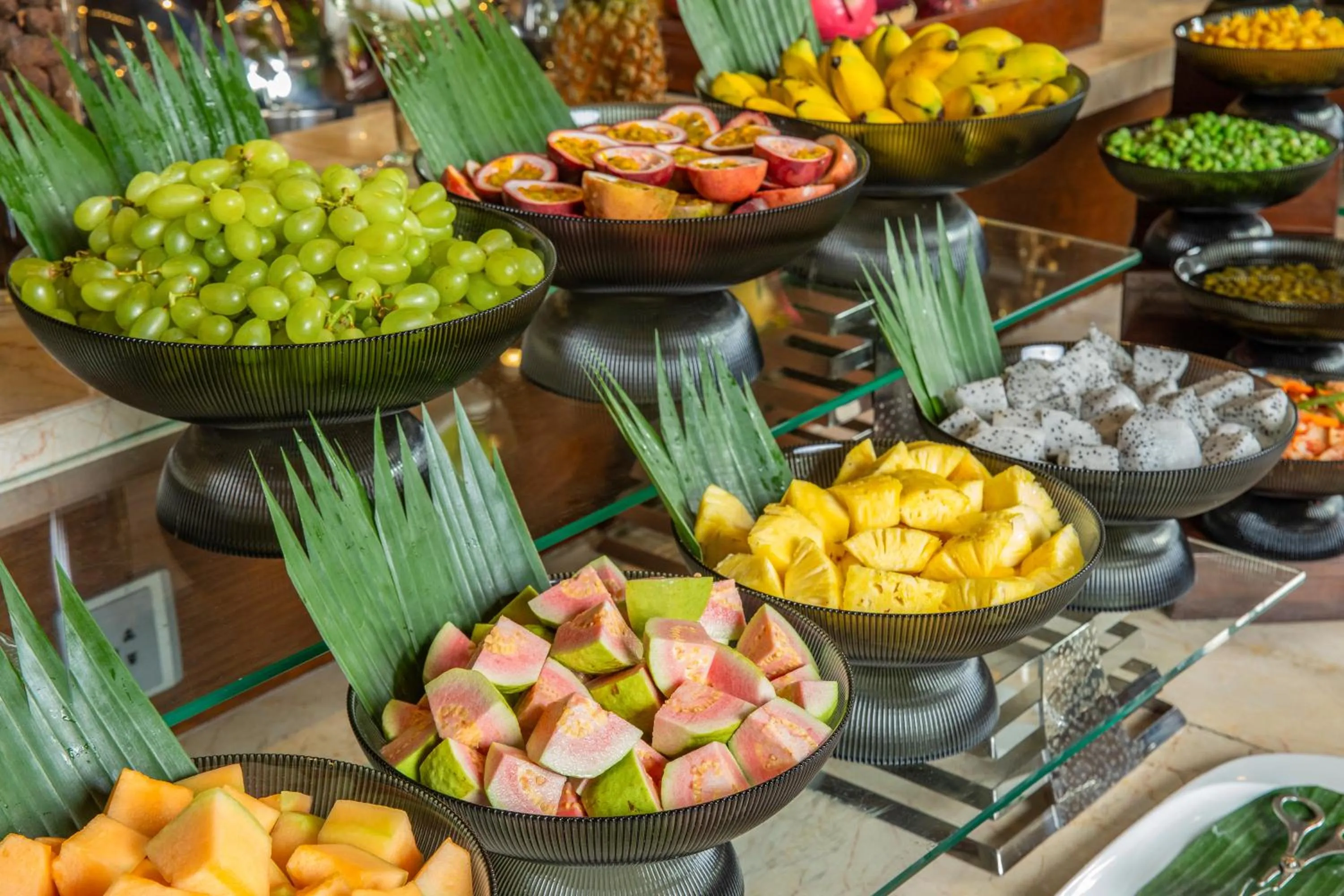 Restaurant/places to eat in Mandila Beach Hotel Danang