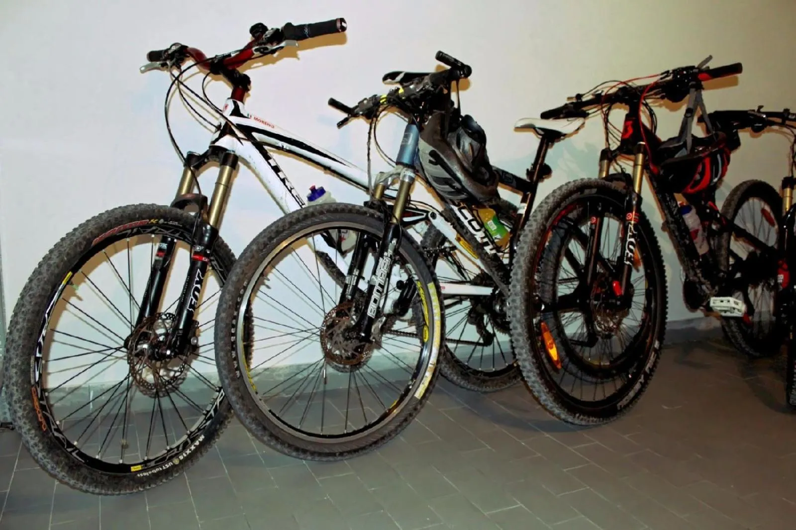 Cycling in Hotel De Nac