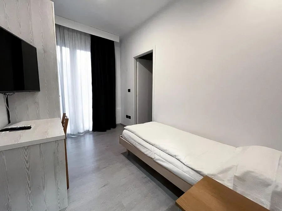 Photo of the whole room, Bed in Hotel De Nac