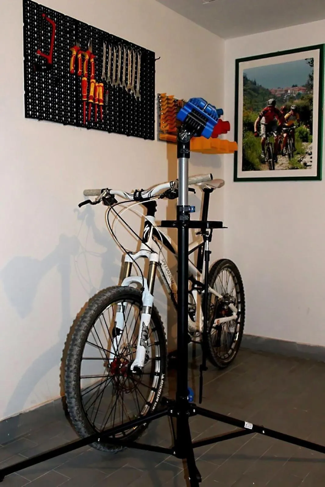 Cycling in Hotel De Nac