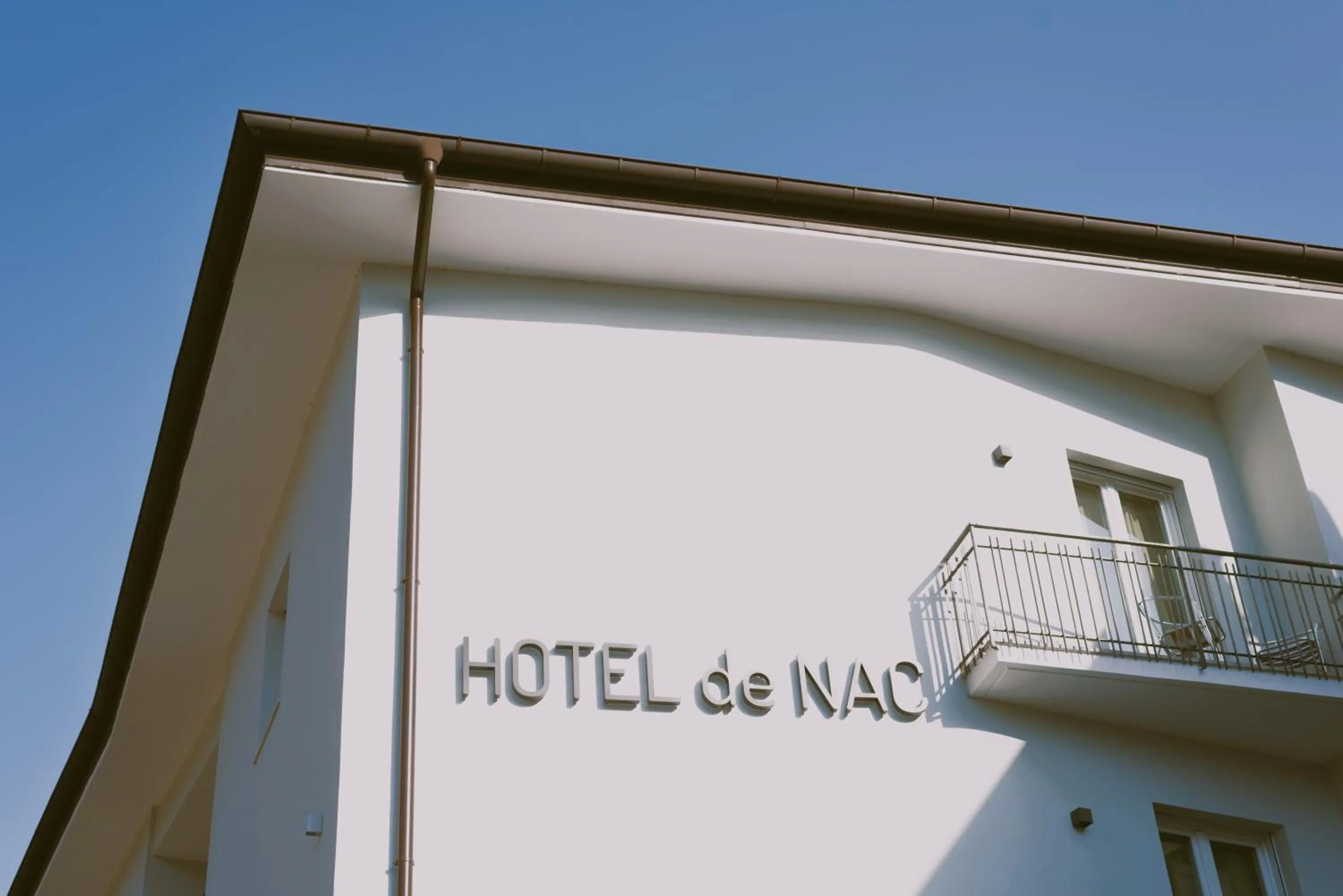 Property building in Hotel De Nac