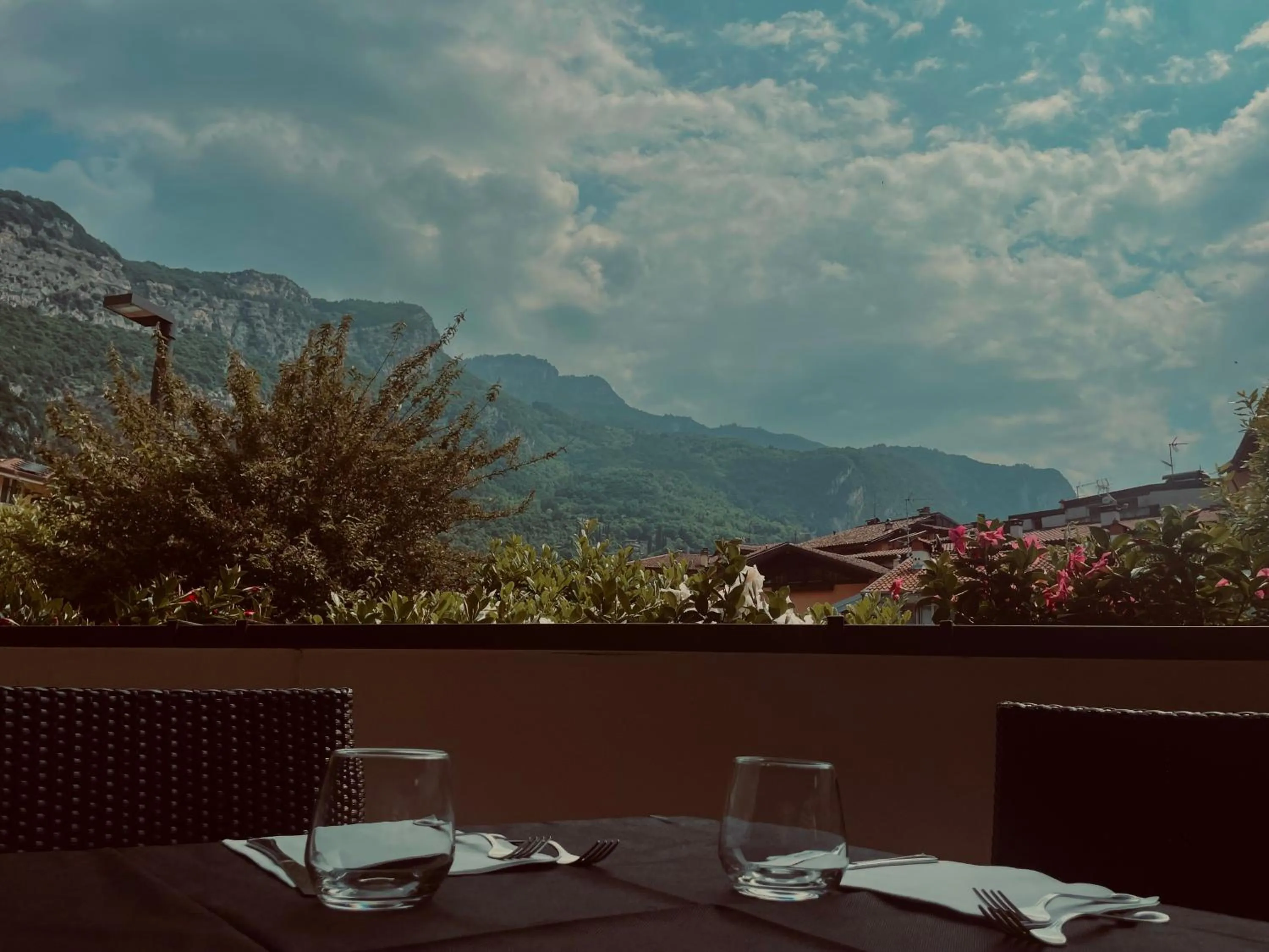 Restaurant/places to eat in Hotel De Nac