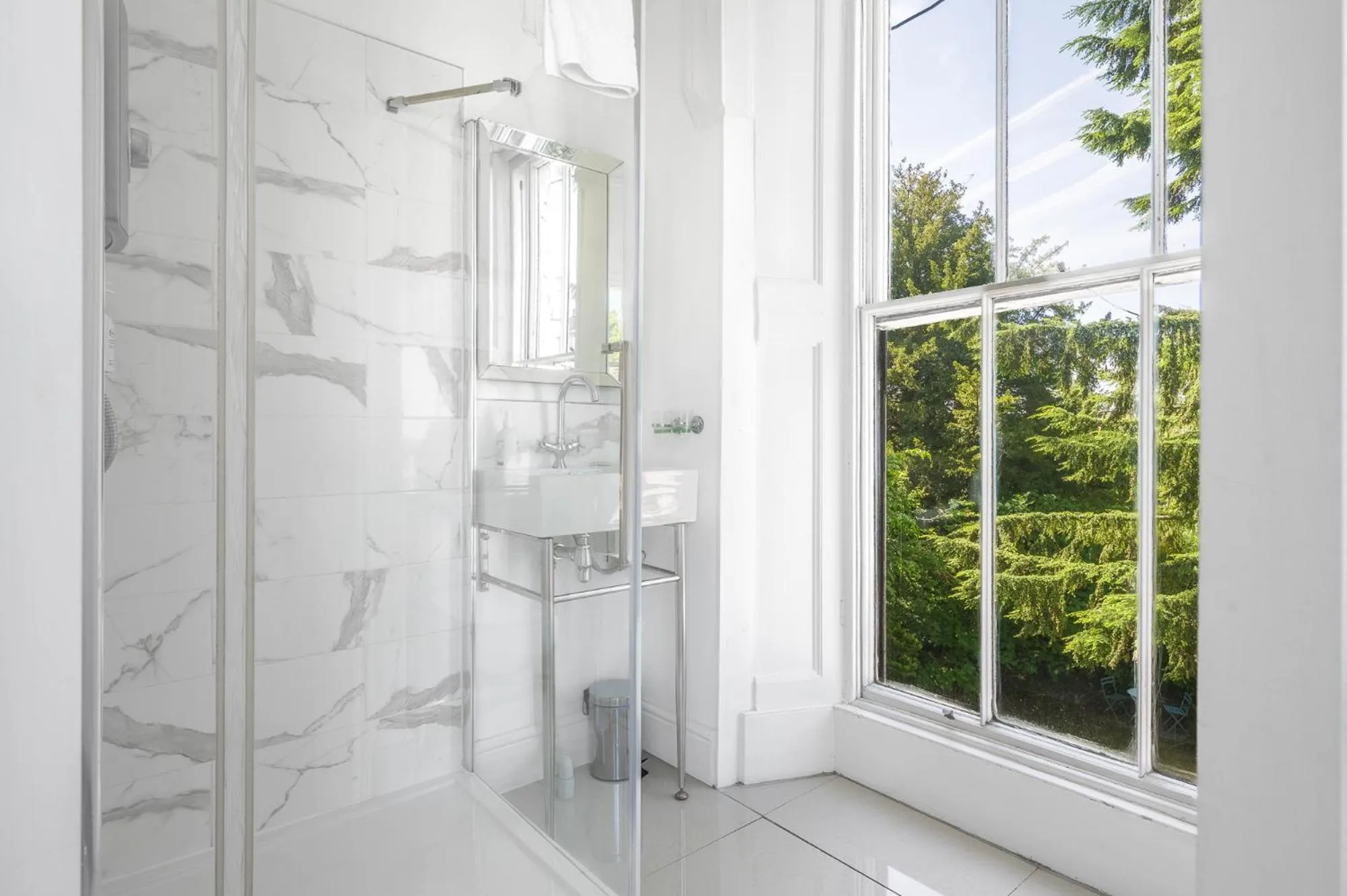 Shower in Latimer House