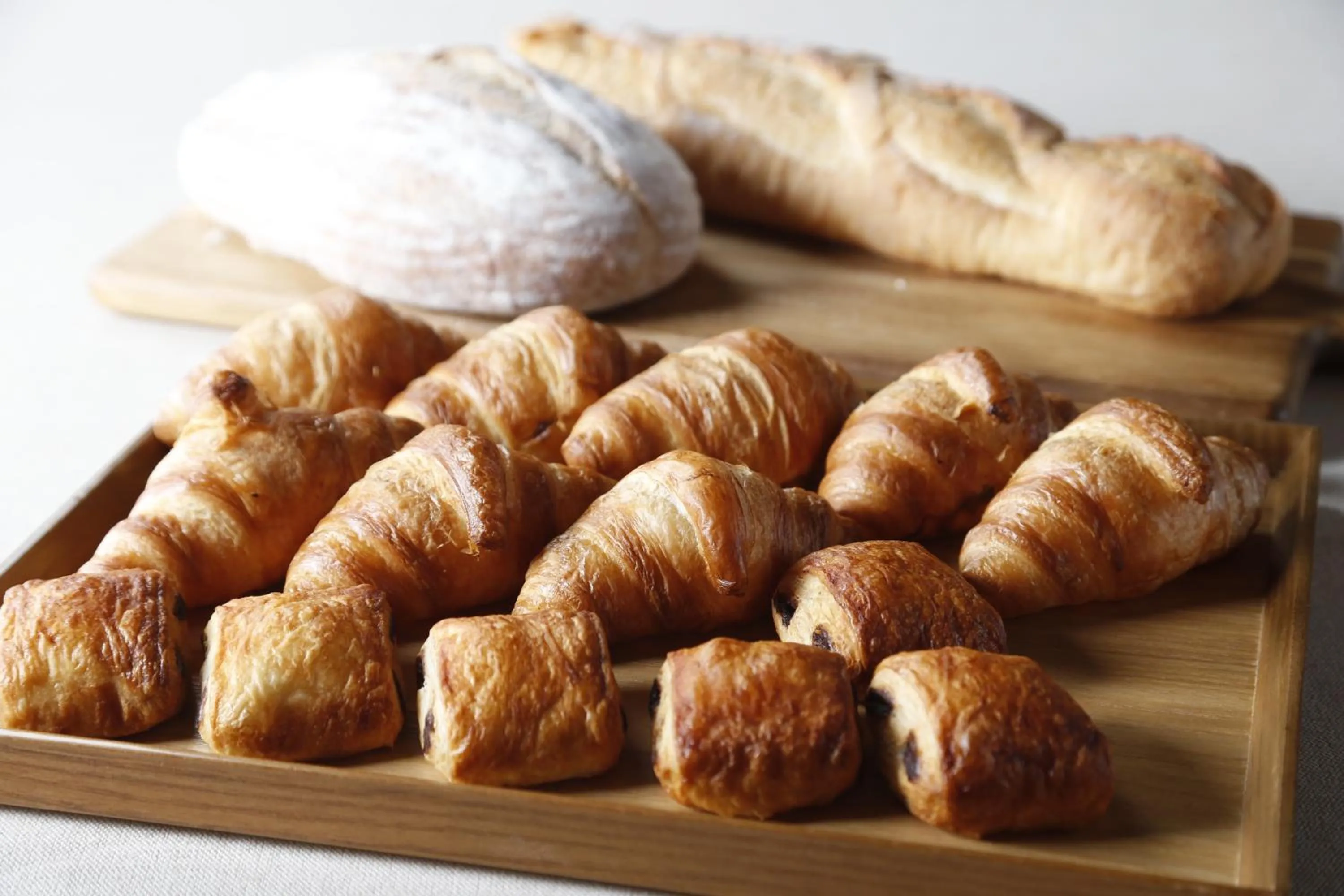 Breakfast in Log Hotel The Maple Lodge
