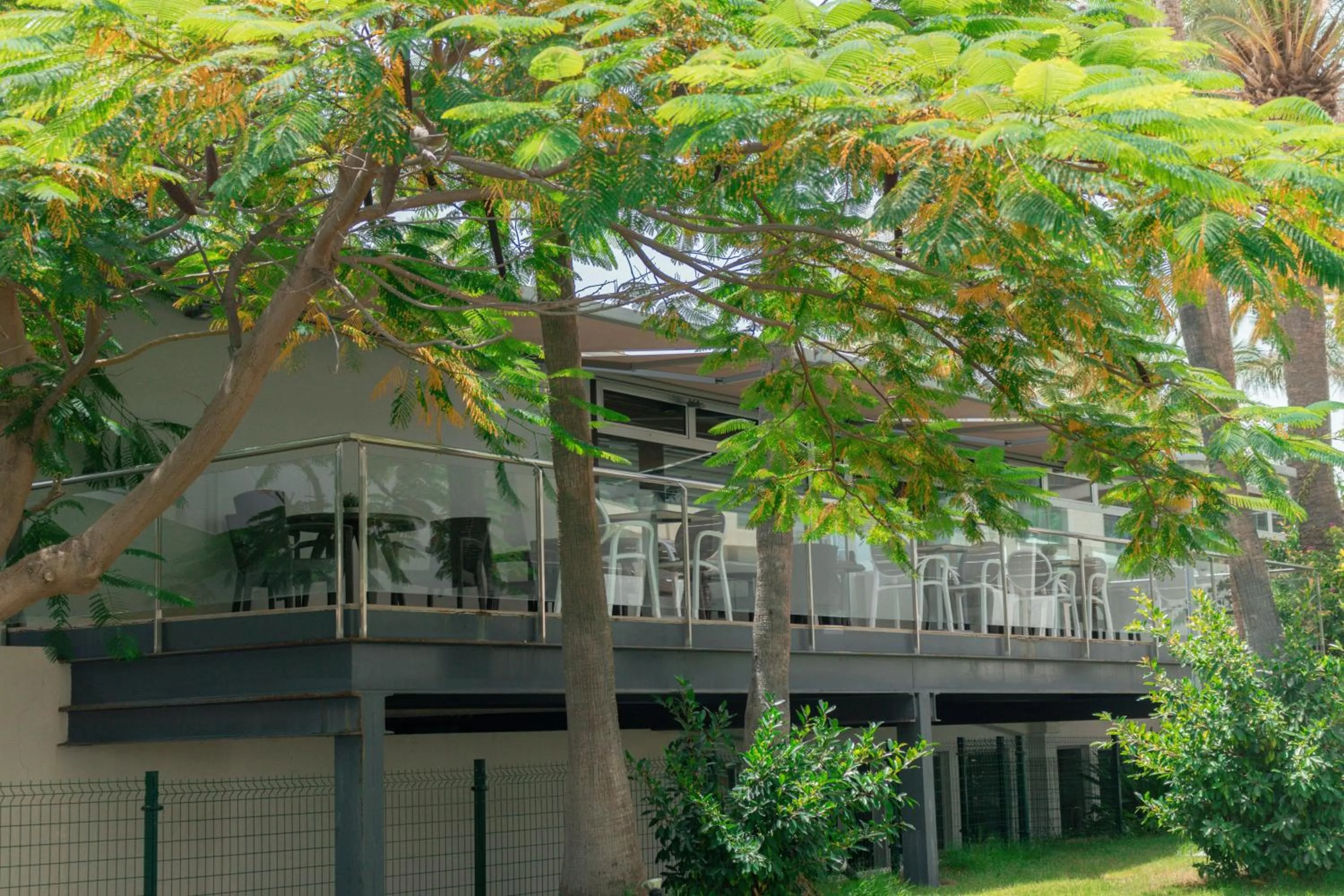 Property building in Apartamentos El Palmar