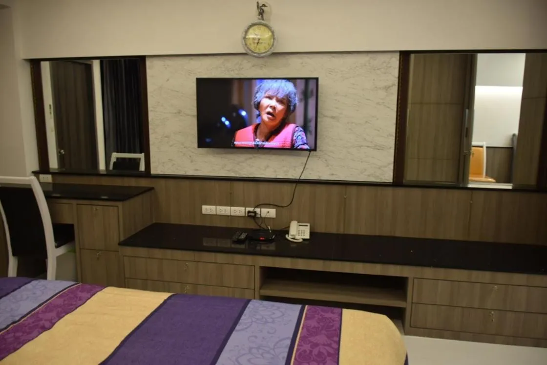 Bed in Family Suite Room Pratunam