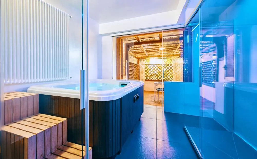 Hot Tub in Approdo Resort Thalasso Spa