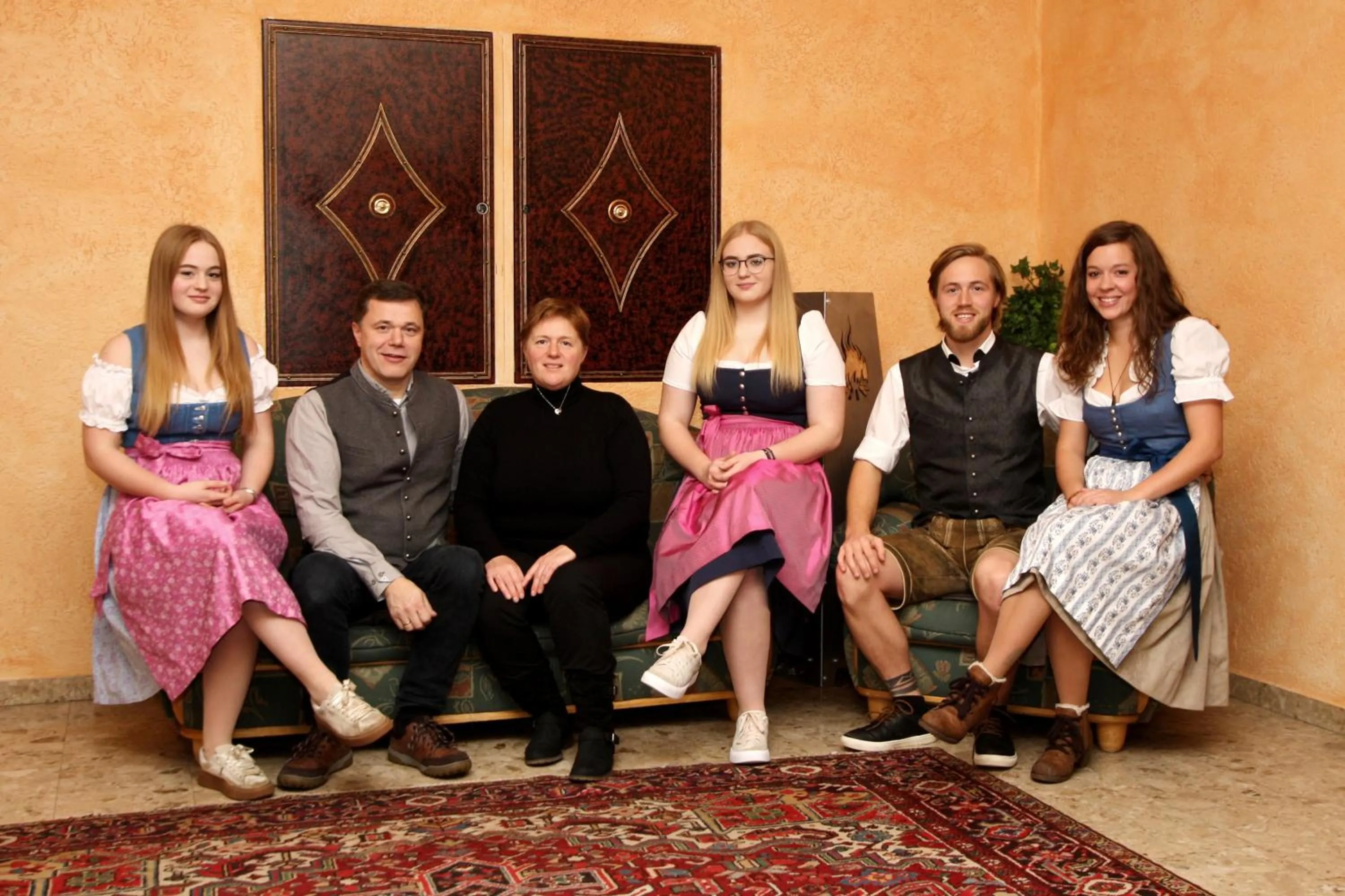 People in Berghotel Lämmerhof