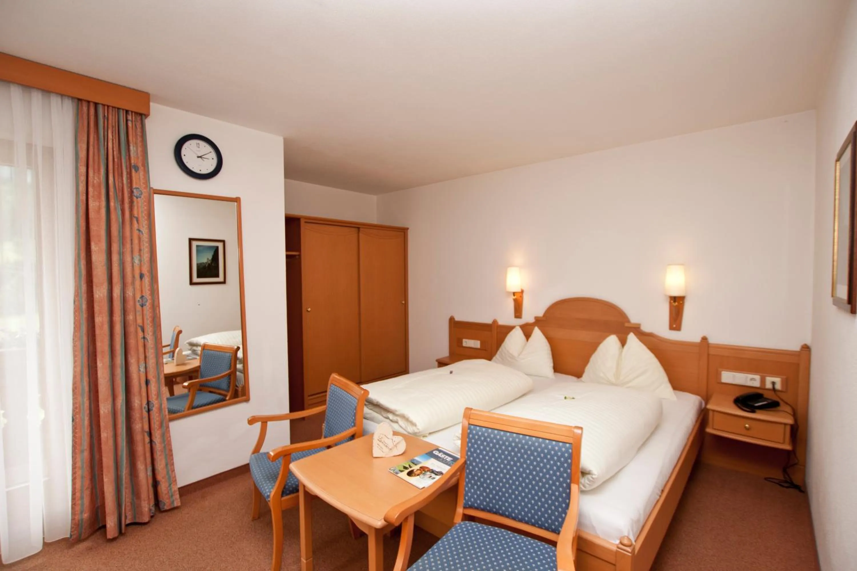 Bed in Berghotel Lämmerhof