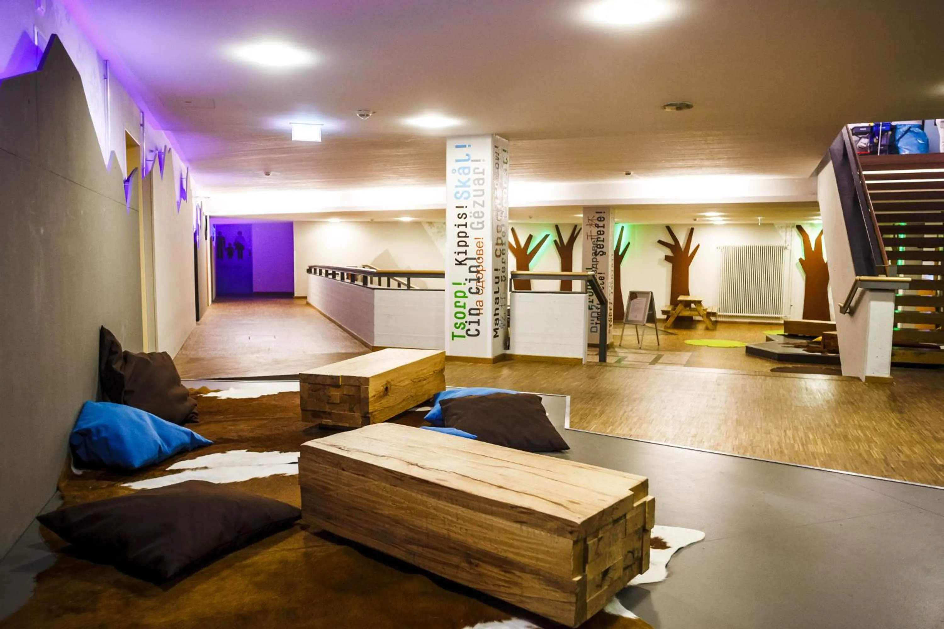 Communal lounge/ TV room in HI Munich Park Youth Hostel