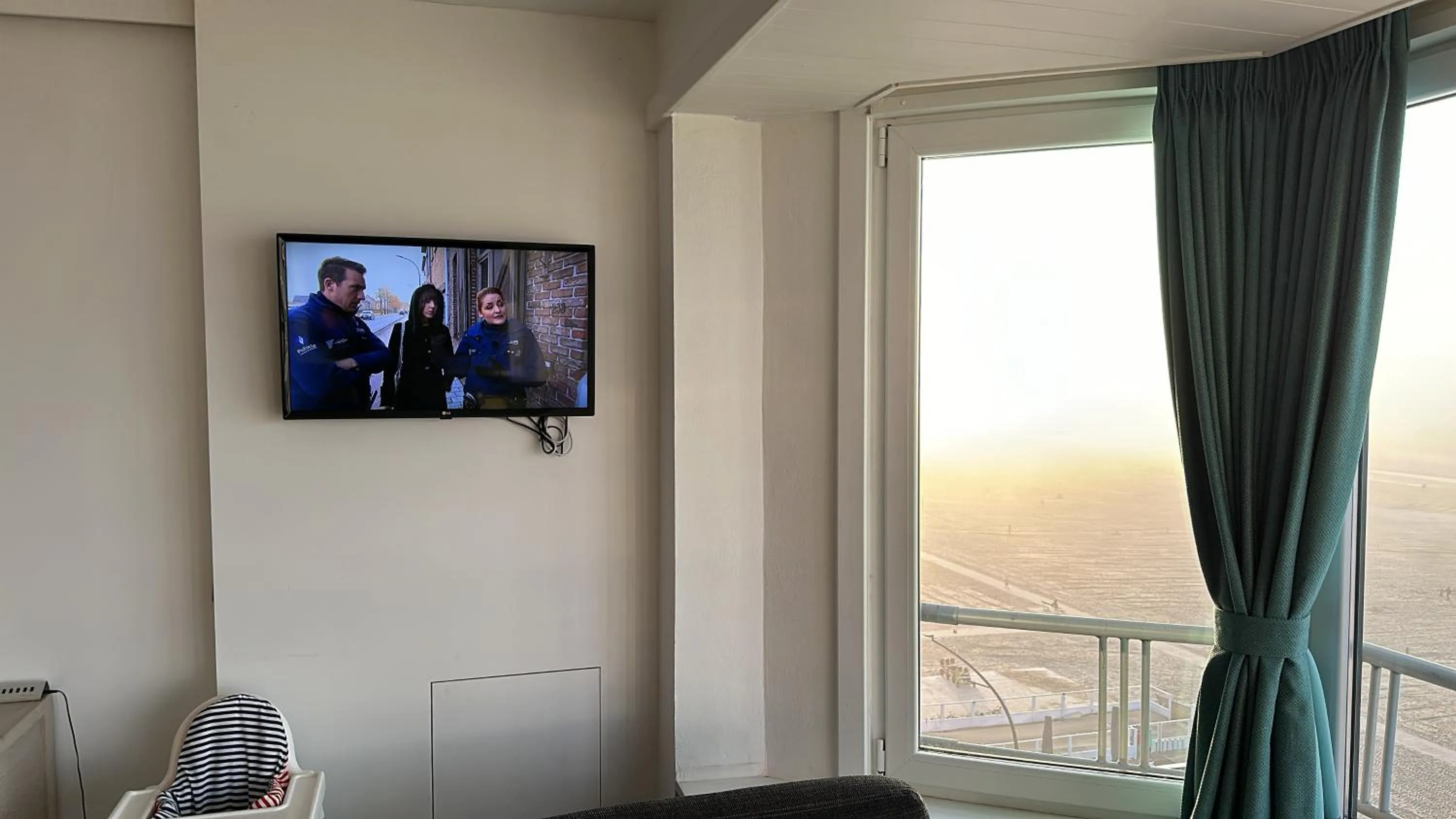 TV and multimedia in Novo panoramic sea view