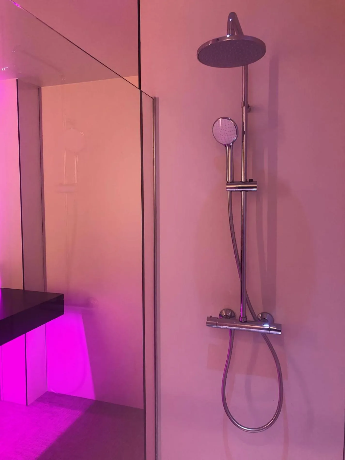 Shower in Novo panoramic sea view