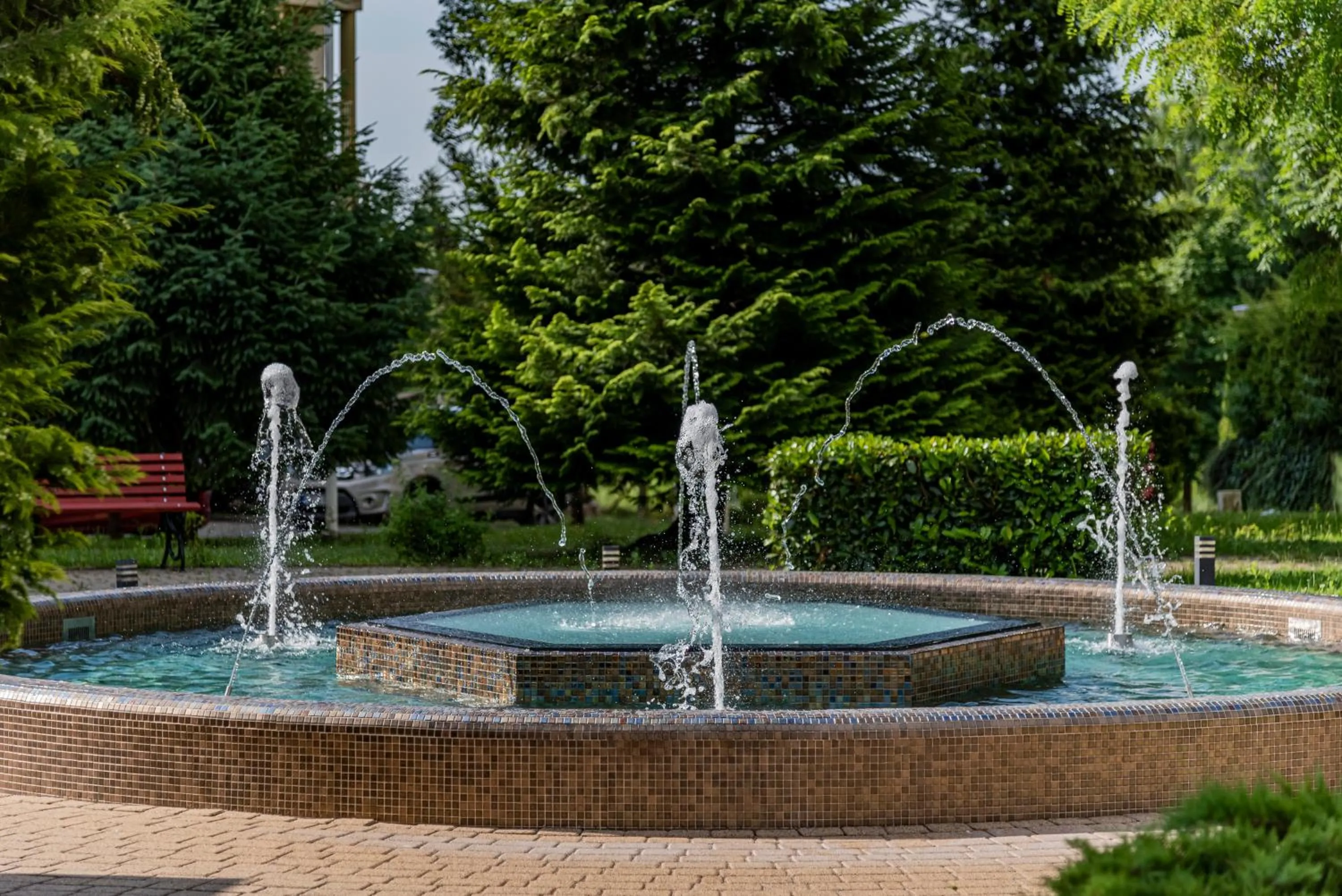 Inner courtyard view in Hotel Karos Spa