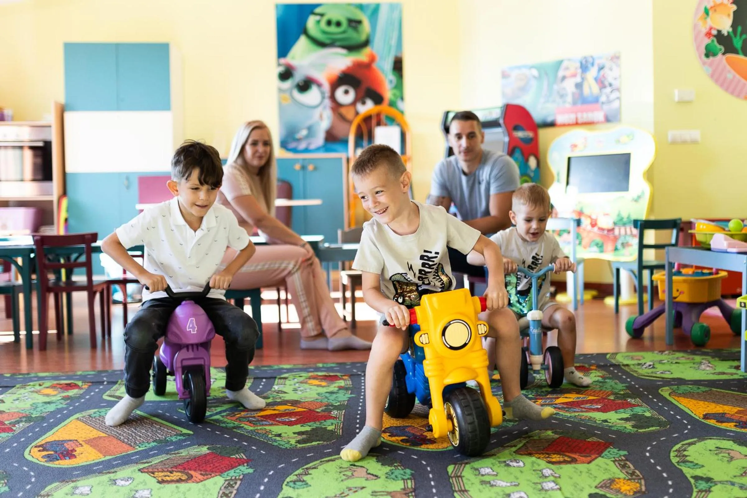 People in Hotel Karos Spa